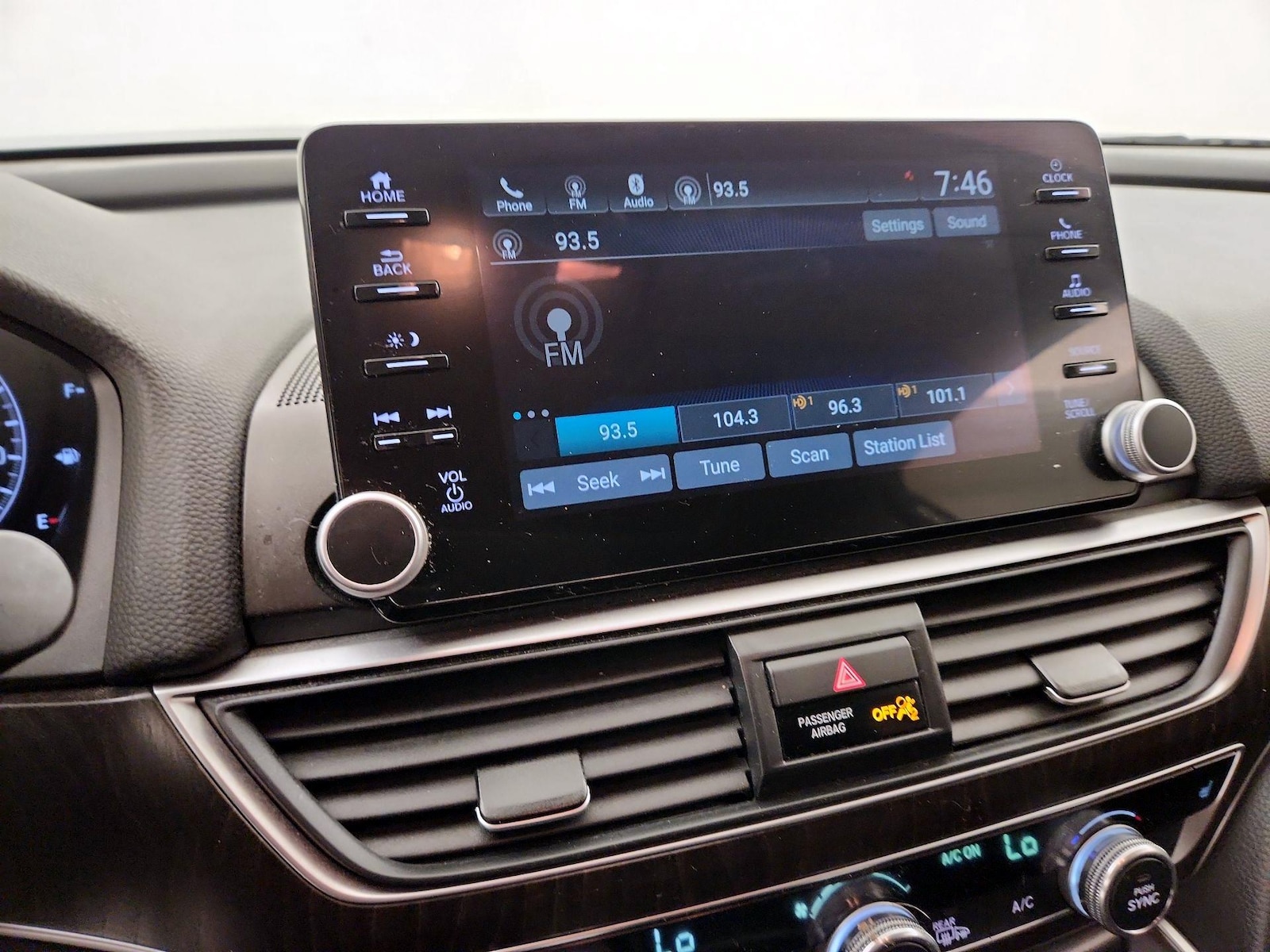 2022 Honda Accord EX-L - Photo 16