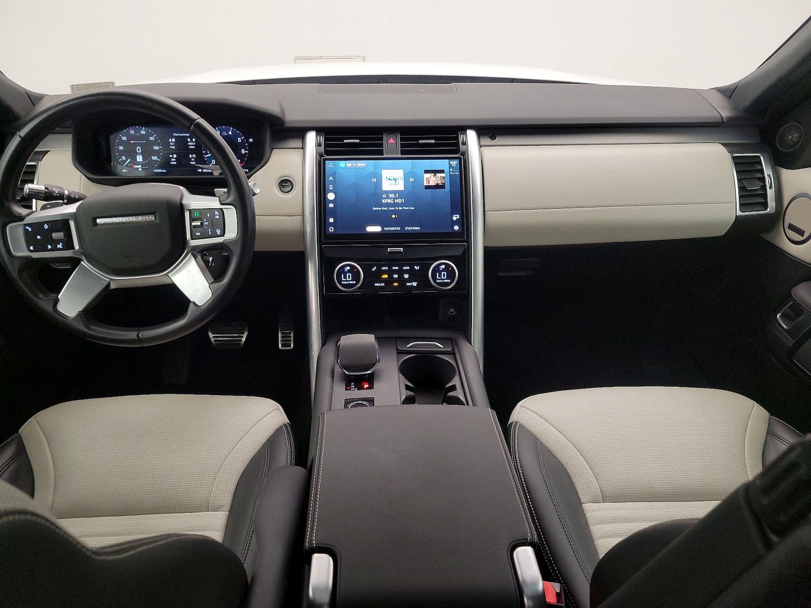 2022 Land Rover Discovery S R Dynamic - Photo 10