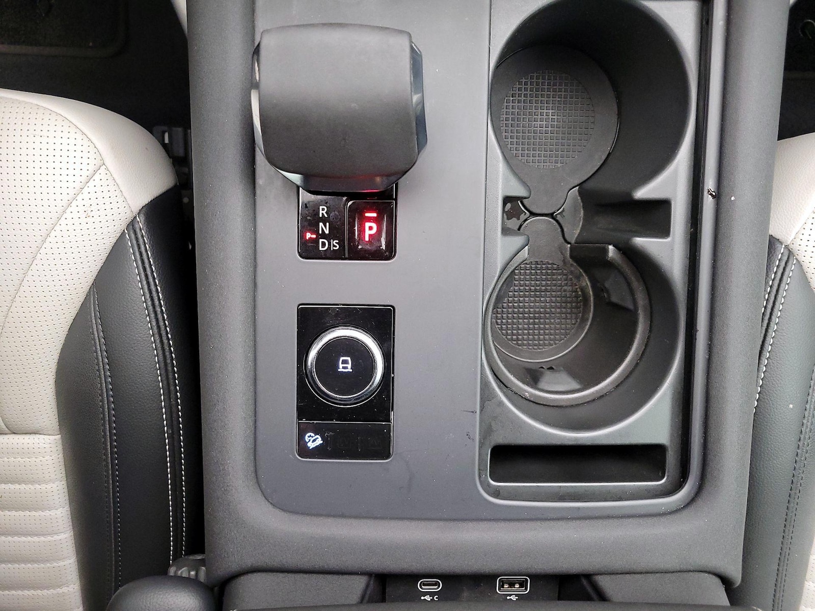 2022 Land Rover Discovery S R Dynamic - Photo 18