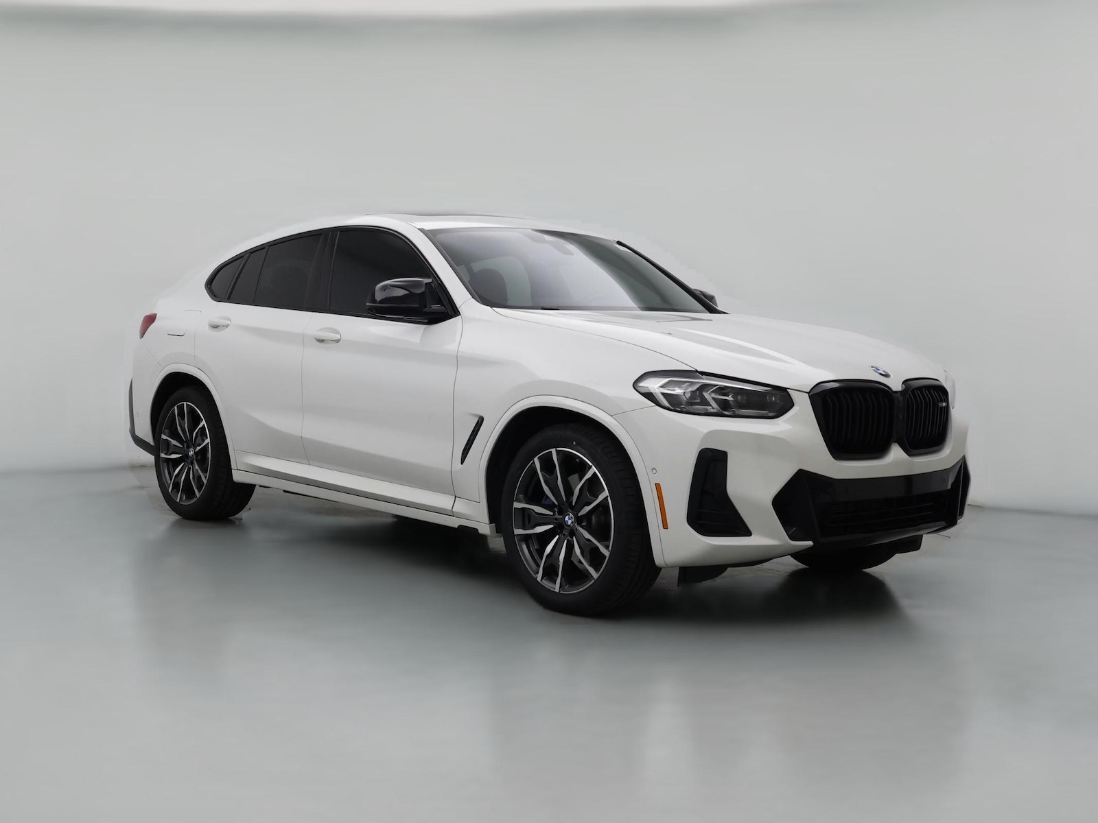 2023 BMW X4