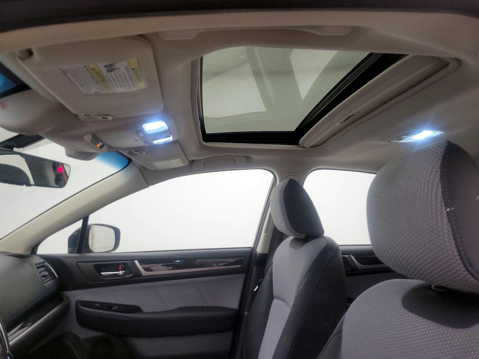 Sunroof(s) & Overhead Airbags