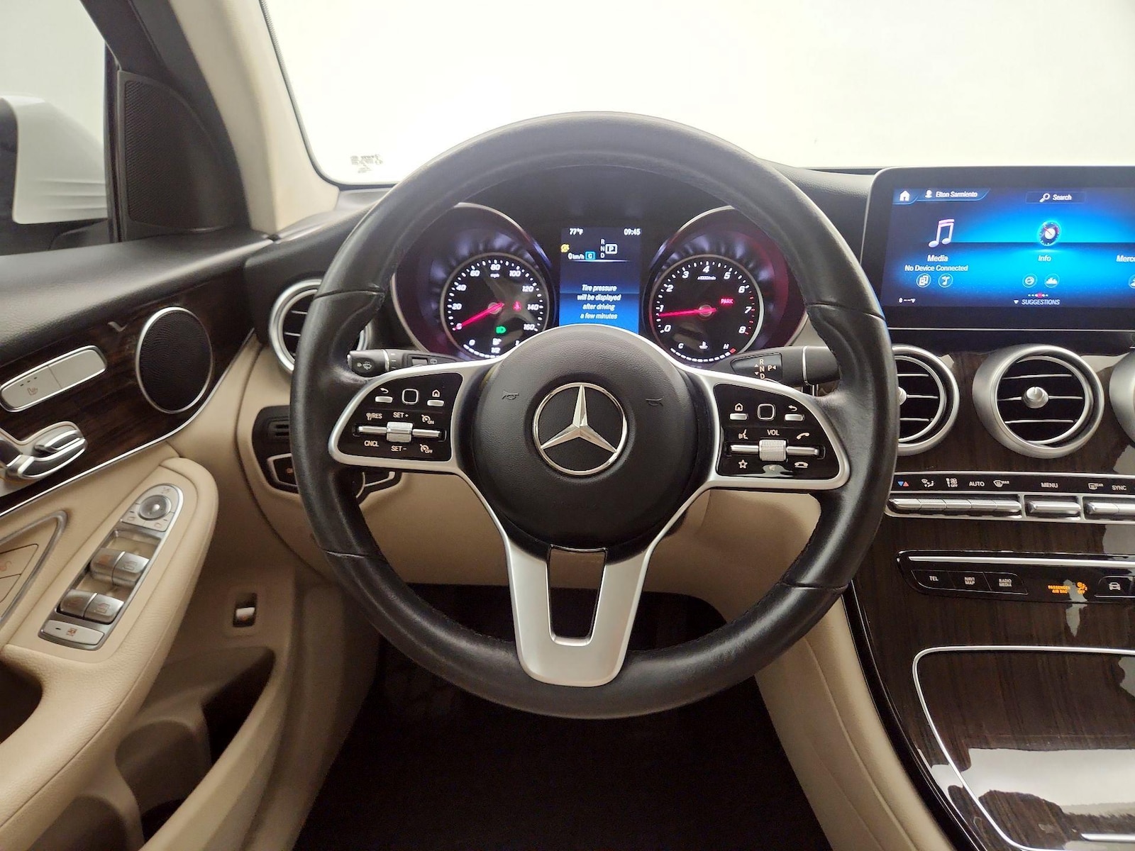 2022 Mercedes-Benz GLC GLC300 - Photo 11