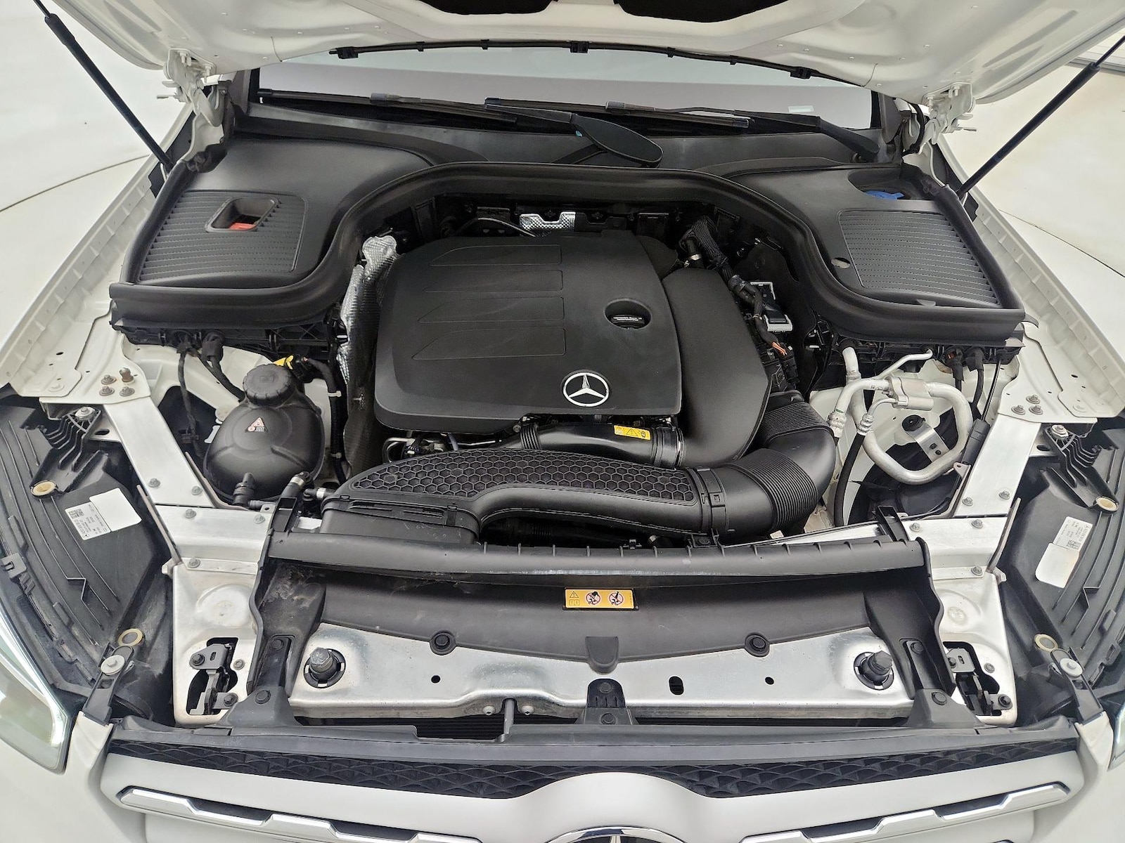 2022 Mercedes-Benz GLC GLC300 - Photo 22