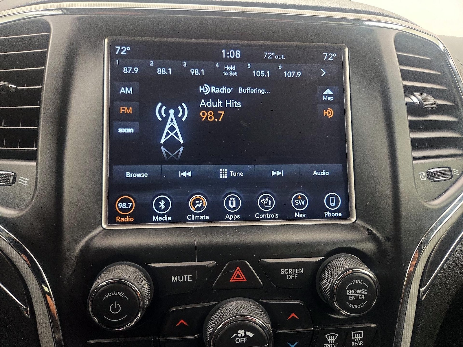 2018 Jeep Grand Cherokee Limited Sterling Edition - Photo 16