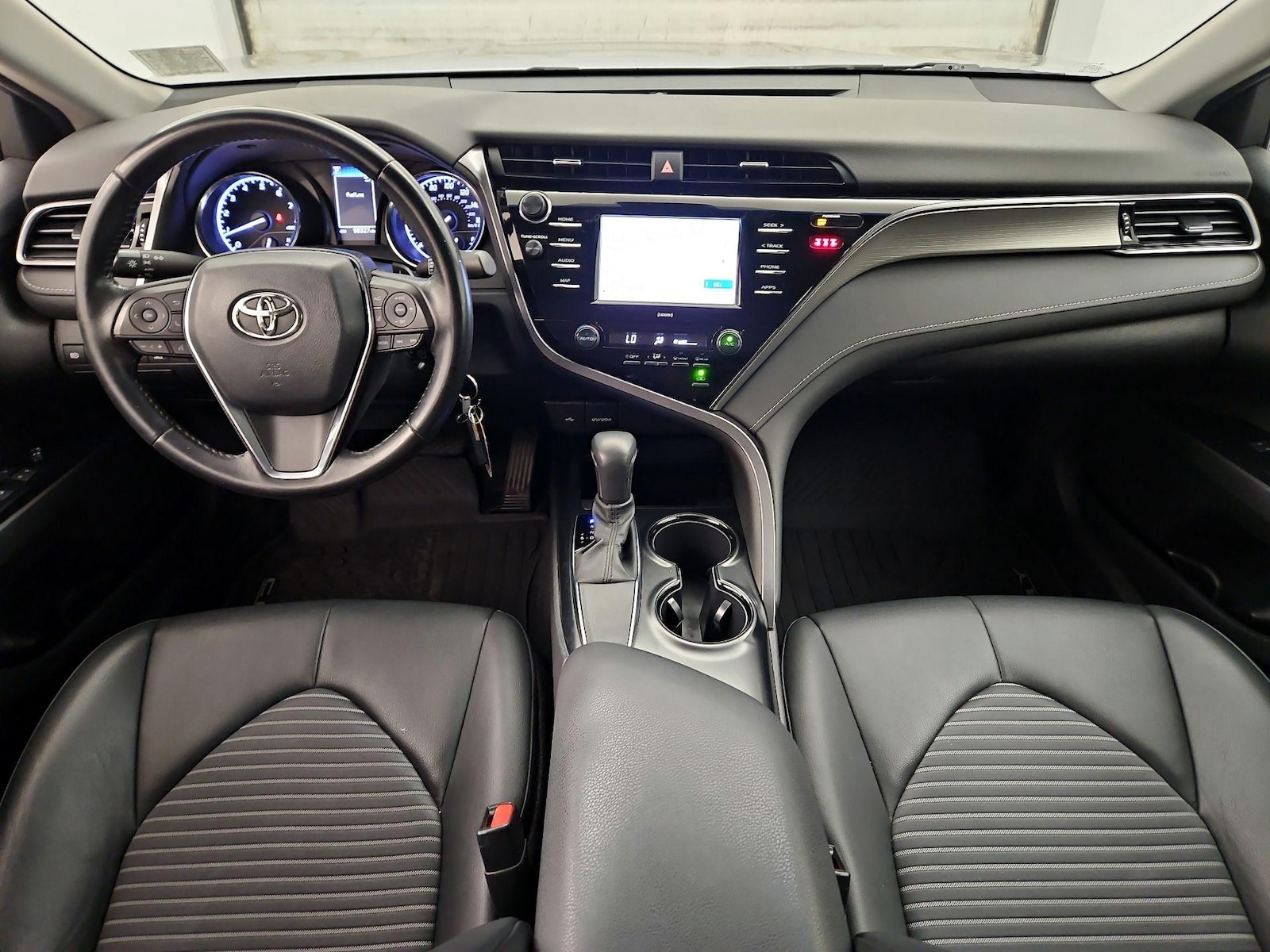 Apple CarPlay® & Android Auto™