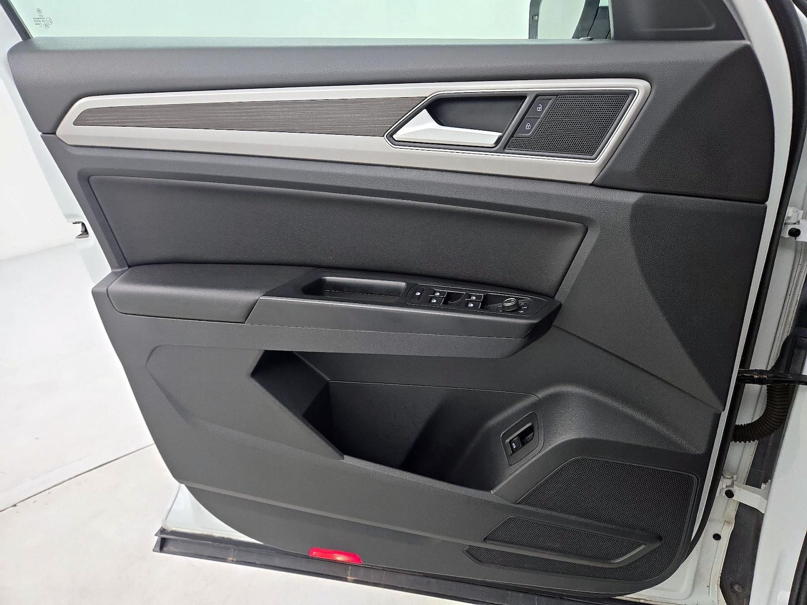 2019 Volkswagen Atlas SE w/Tech - Photo 13