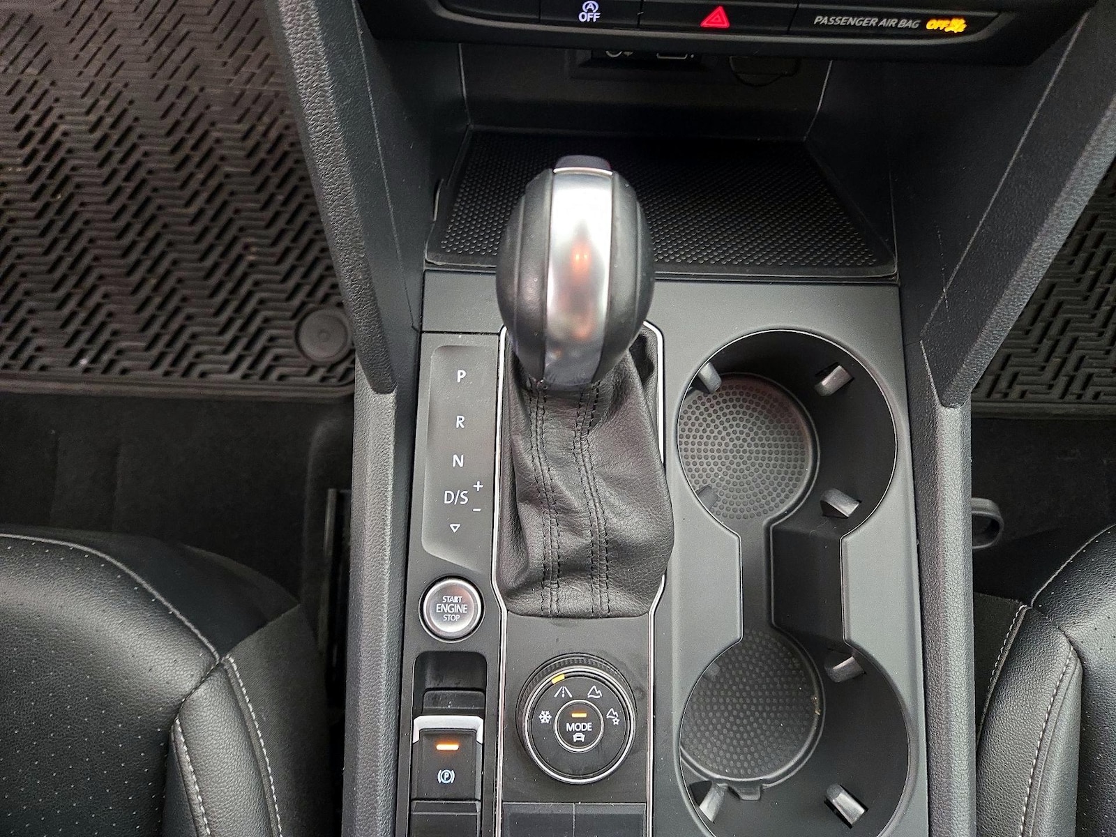 2019 Volkswagen Atlas SE w/Tech - Photo 18