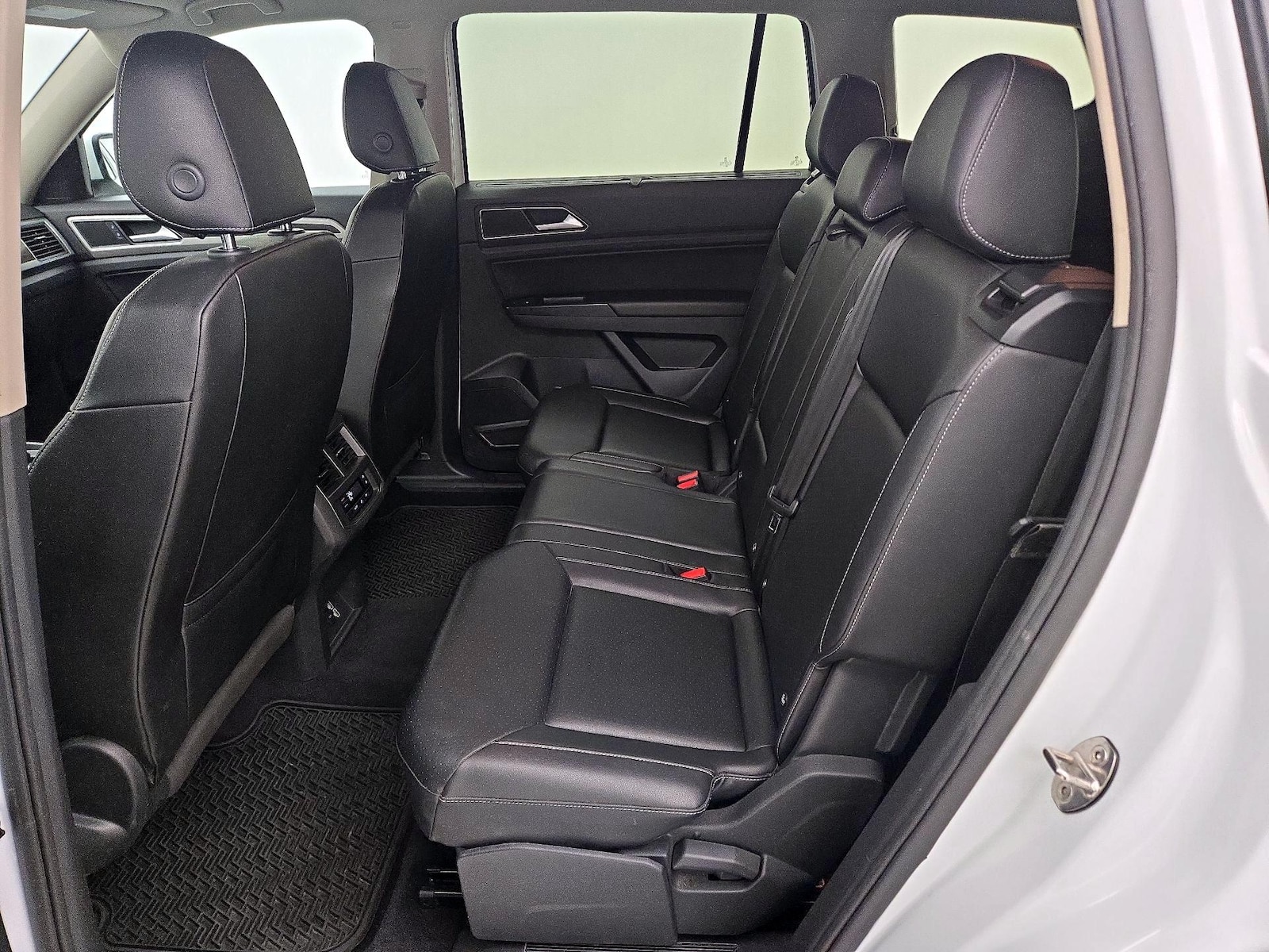 2019 Volkswagen Atlas SE w/Tech - Photo 20