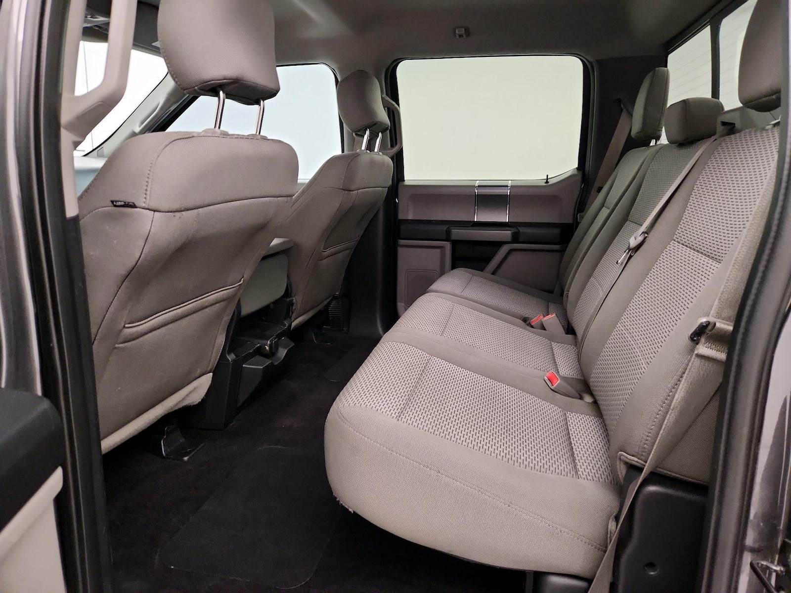 2017 Ford F-150 XLT - Photo 20