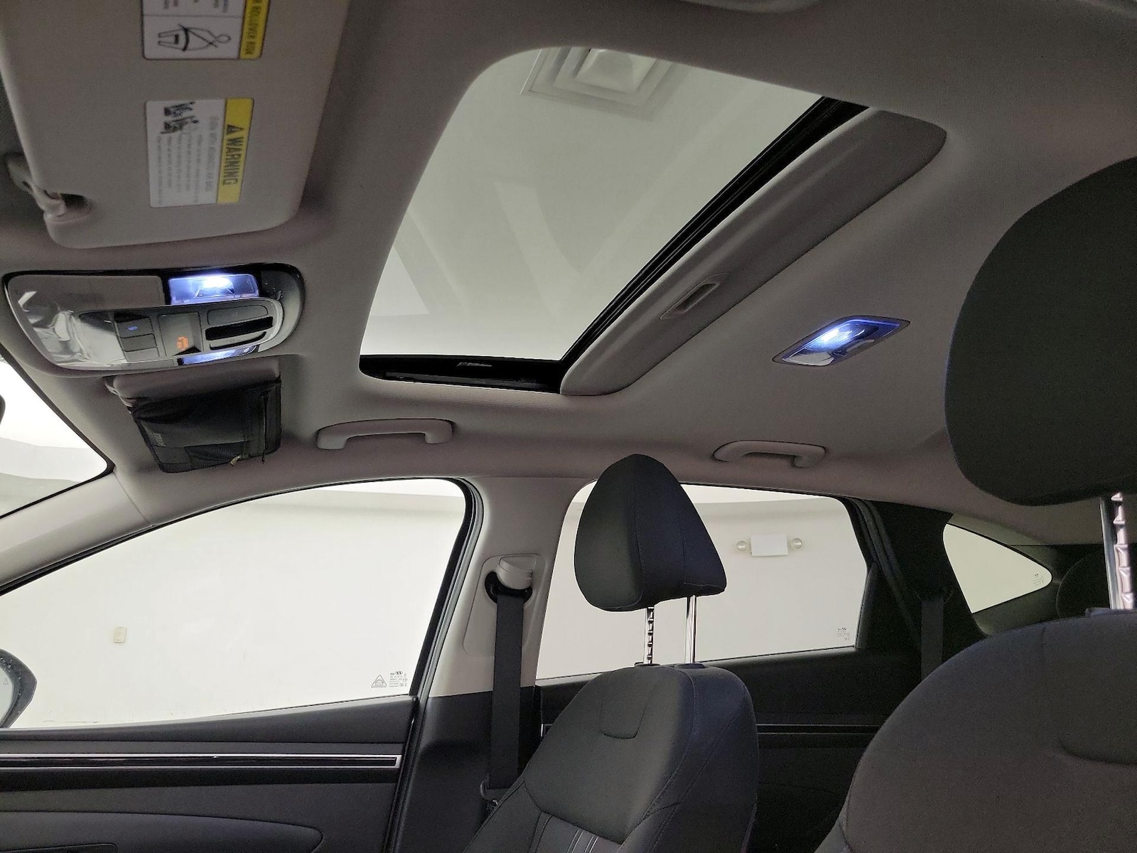 Sunroof(s) & Overhead Airbags
