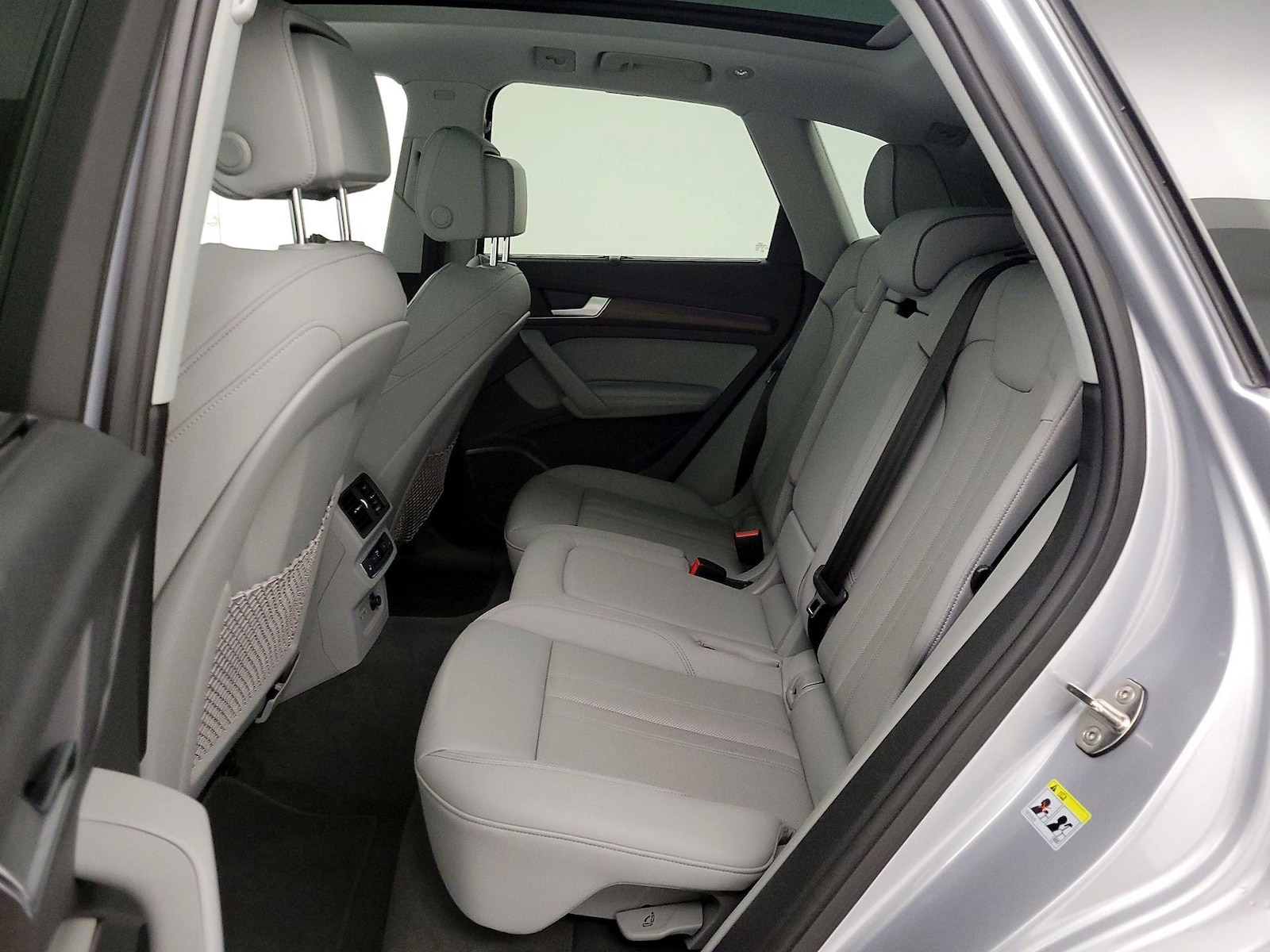 Rear Air Conditioning