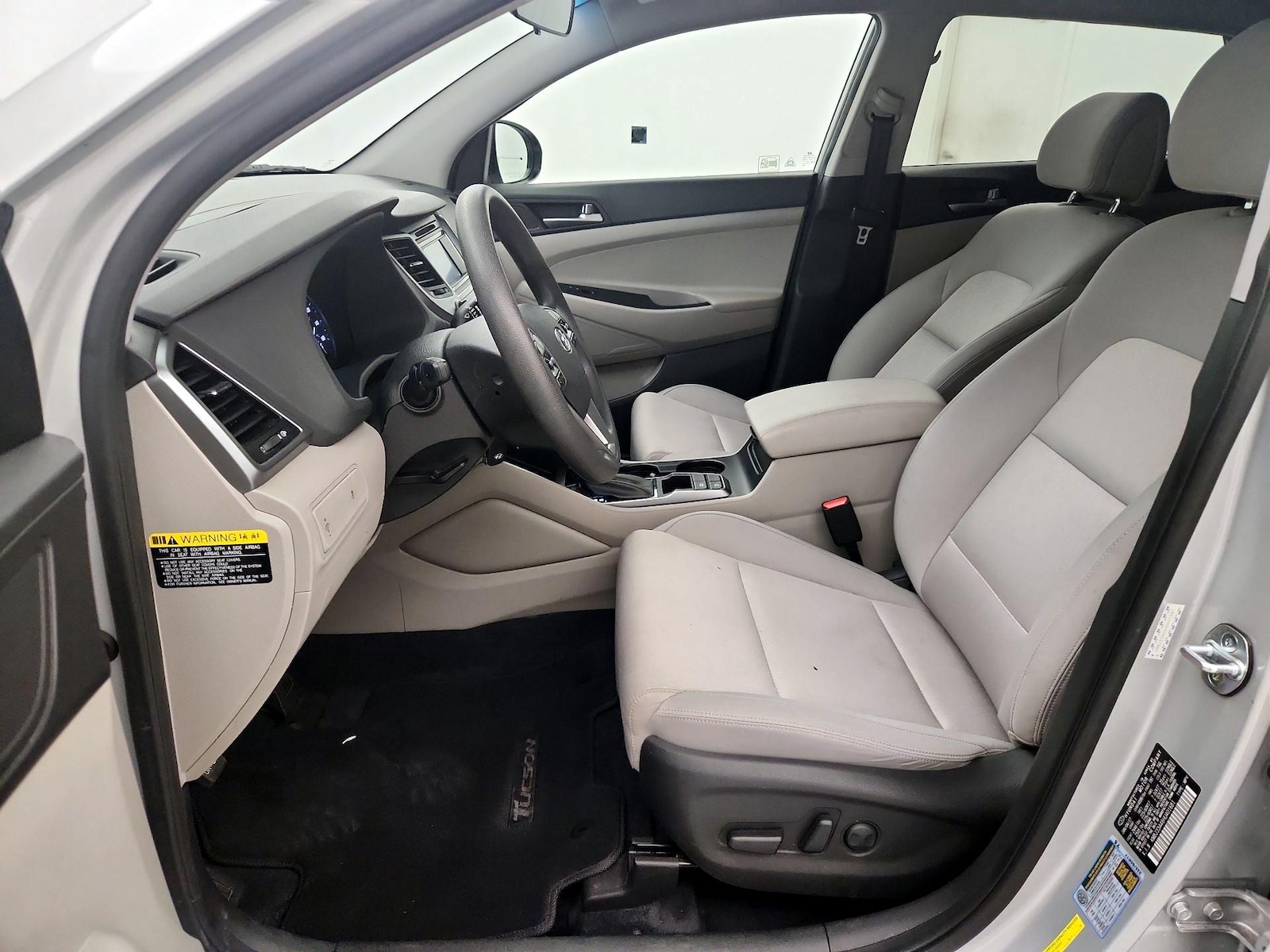 Power Seat(s) & Side Airbags