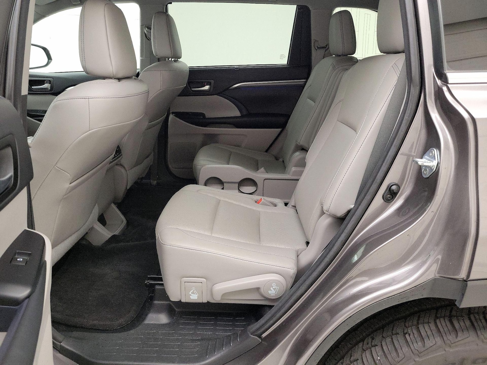 Rear Air Conditioning