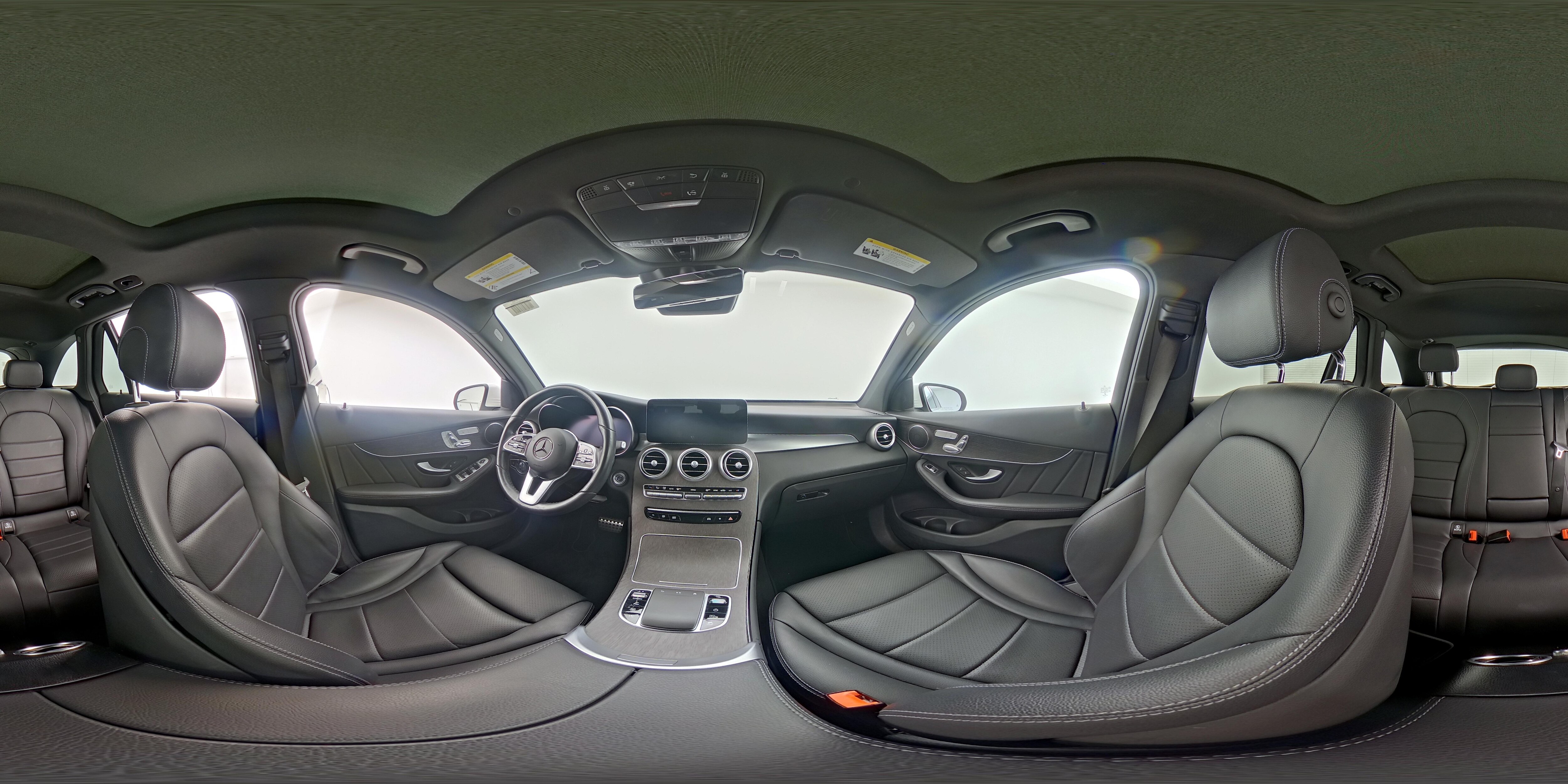2022 Mercedes-Benz GLC GLC300 - Photo 26