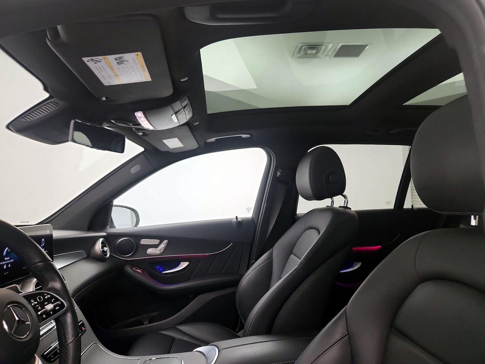 2022 Mercedes-Benz GLC GLC300 - Photo 20