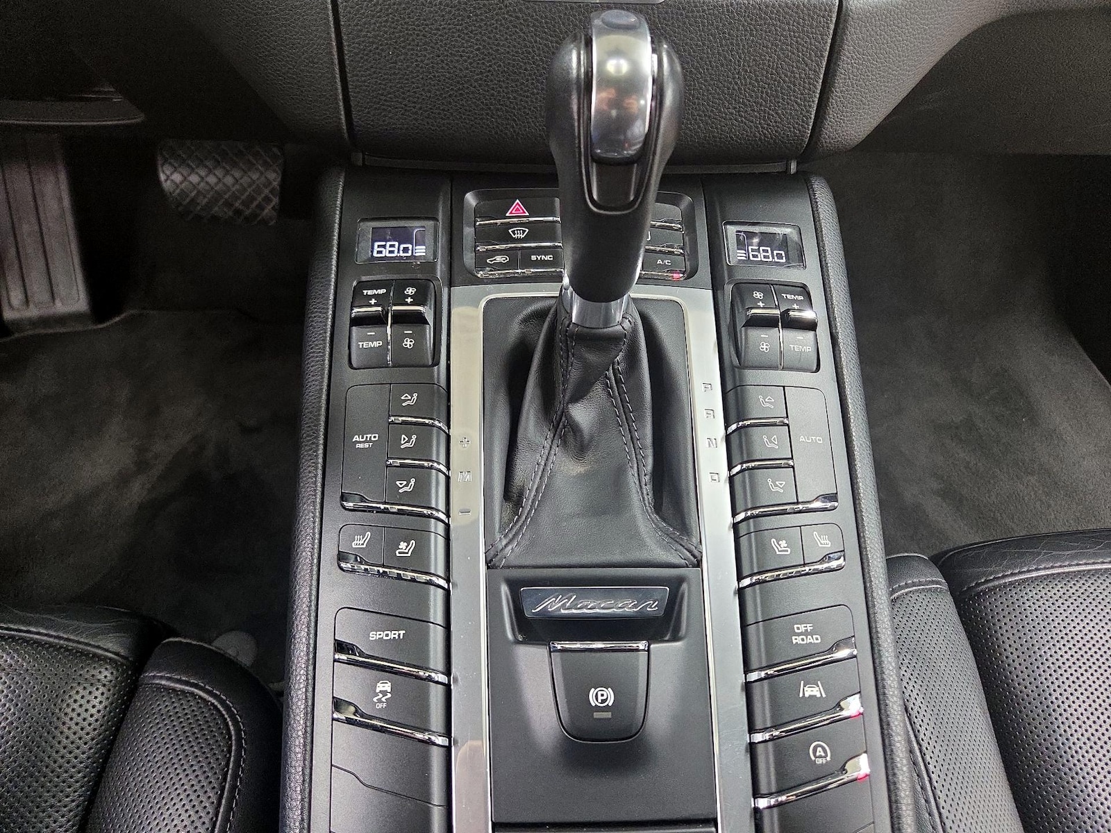 2017 Porsche Macan S - Photo 19
