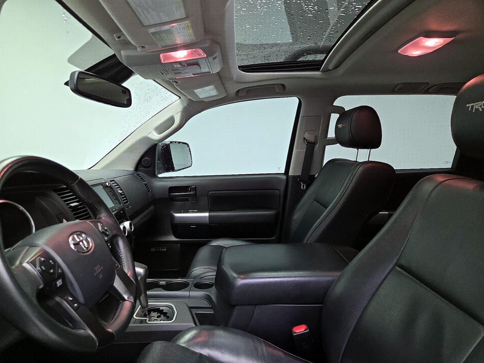 Sunroof(s) & Overhead Airbags