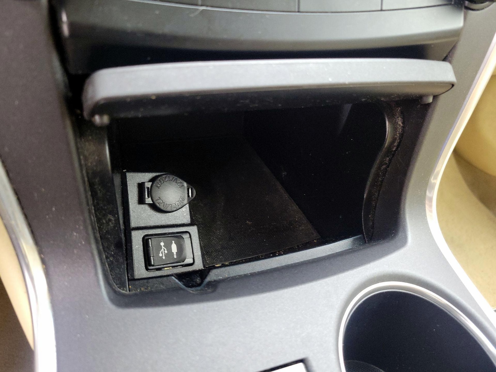 2015 Toyota Camry LE - Photo 19