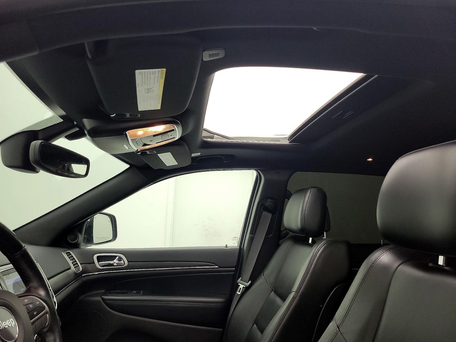 Sunroof(s) & Overhead Airbags