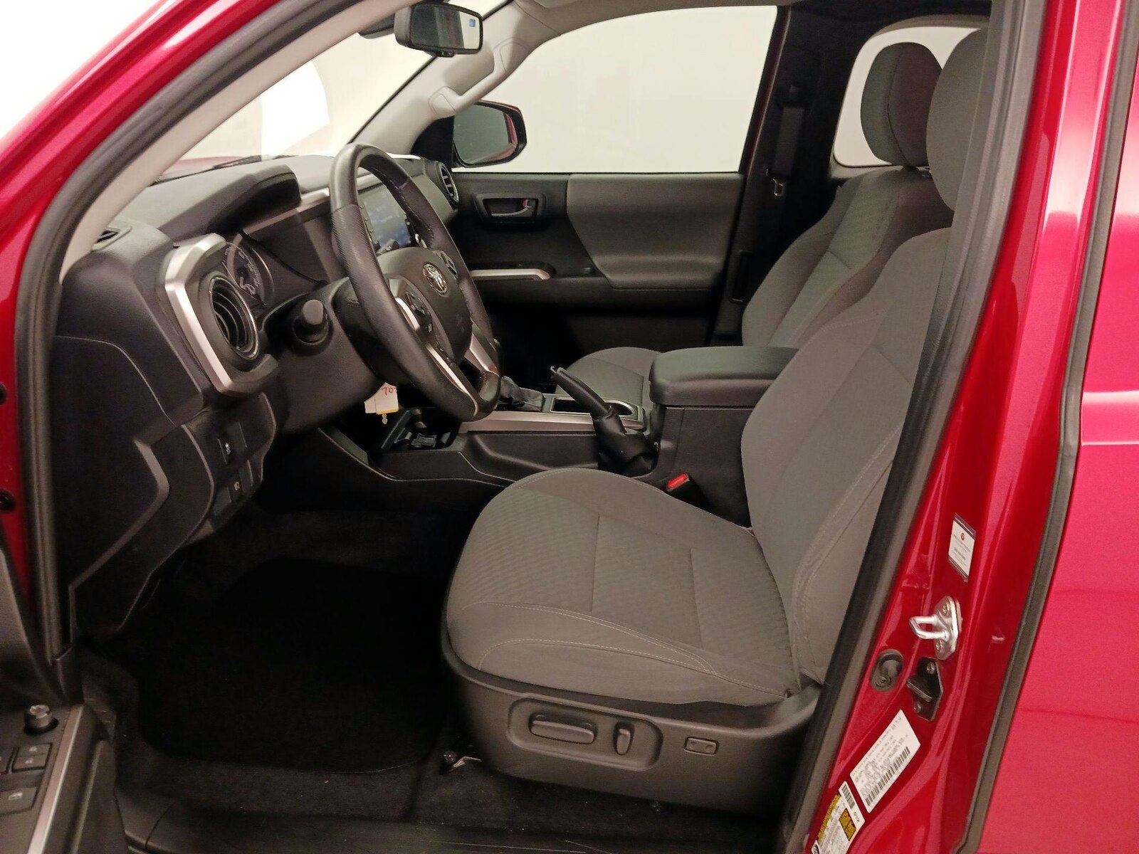 Power Seat(s) & Side Airbags