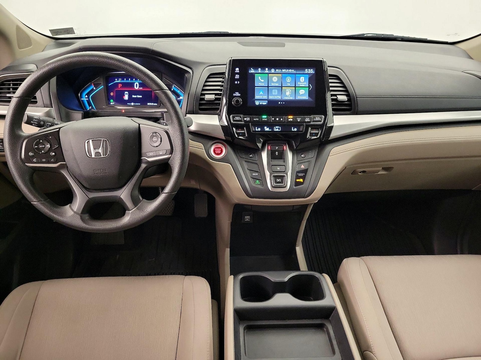 Apple CarPlay® & Android Auto™