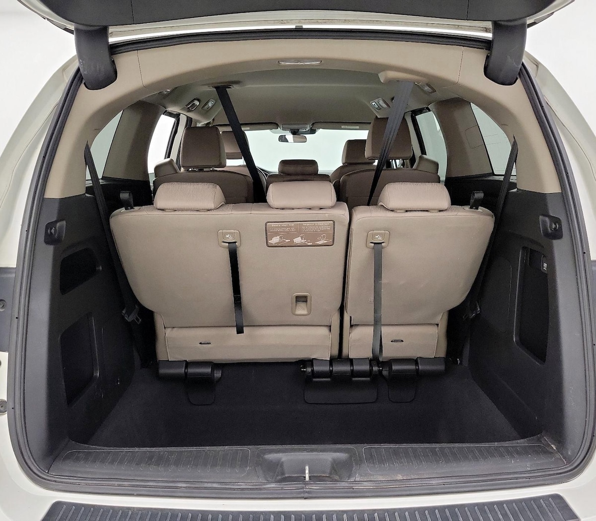Trunk/Cargo (Seats Up)