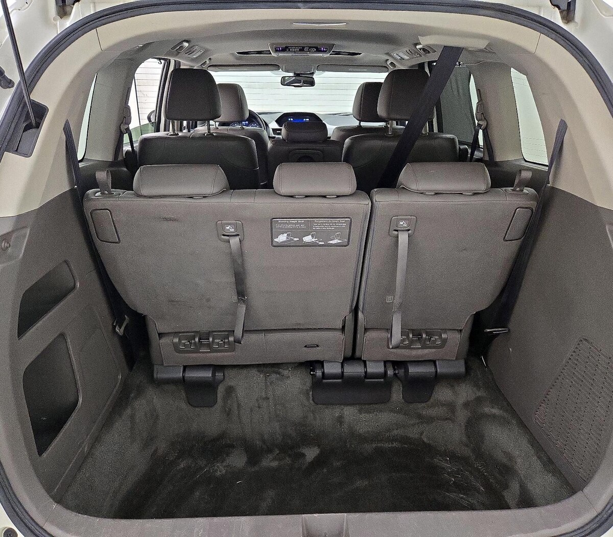 Trunk/Cargo (Seats Up)