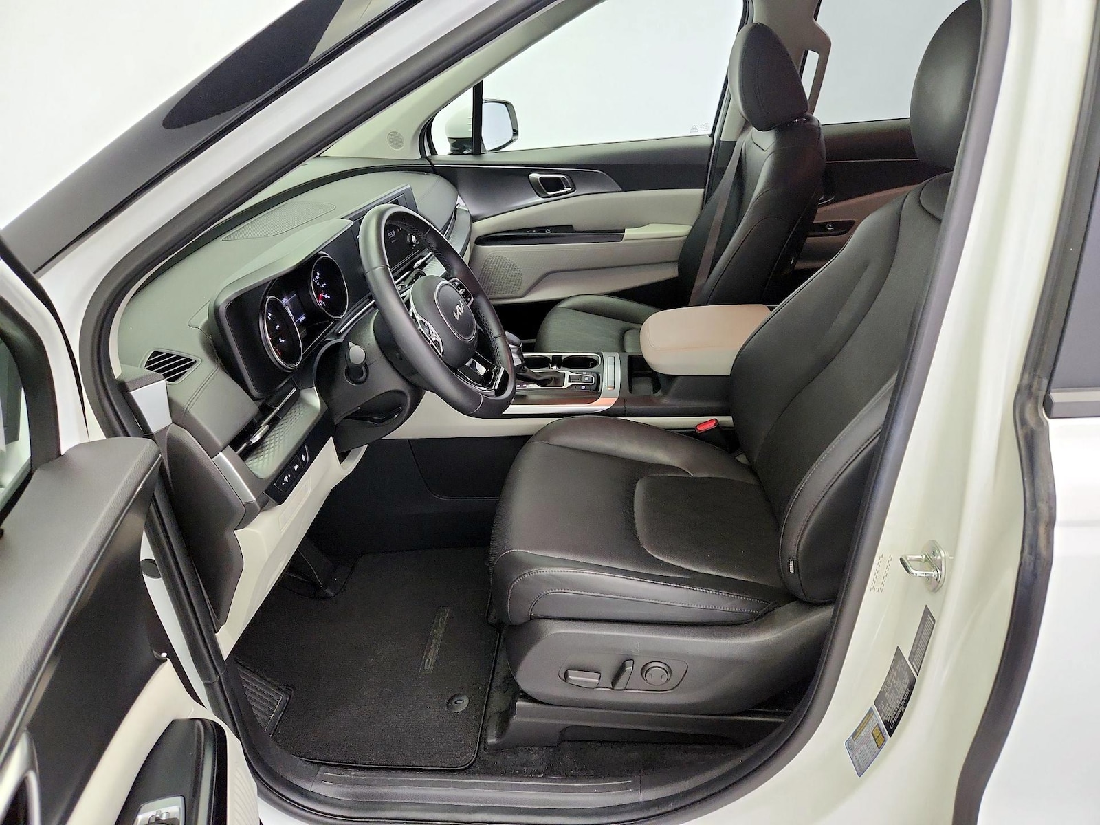 Leather Seats & Side Airbags