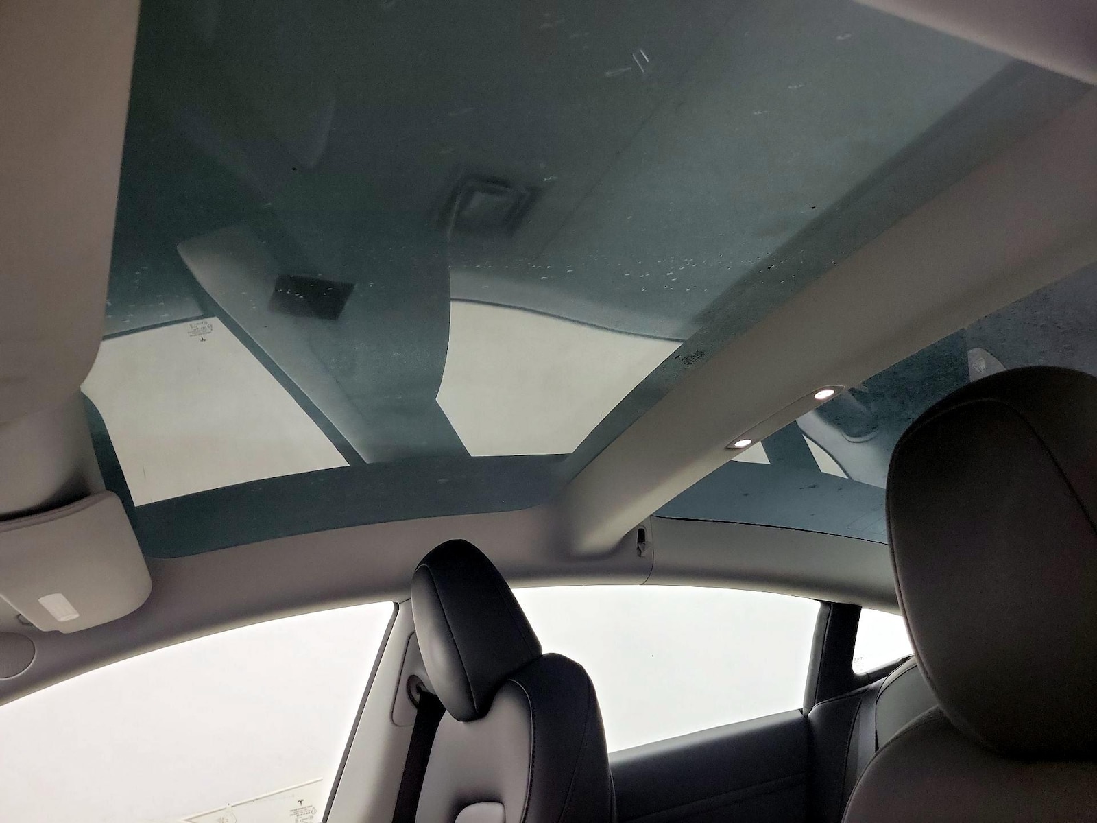 Skylight(s) & Overhead Airbags