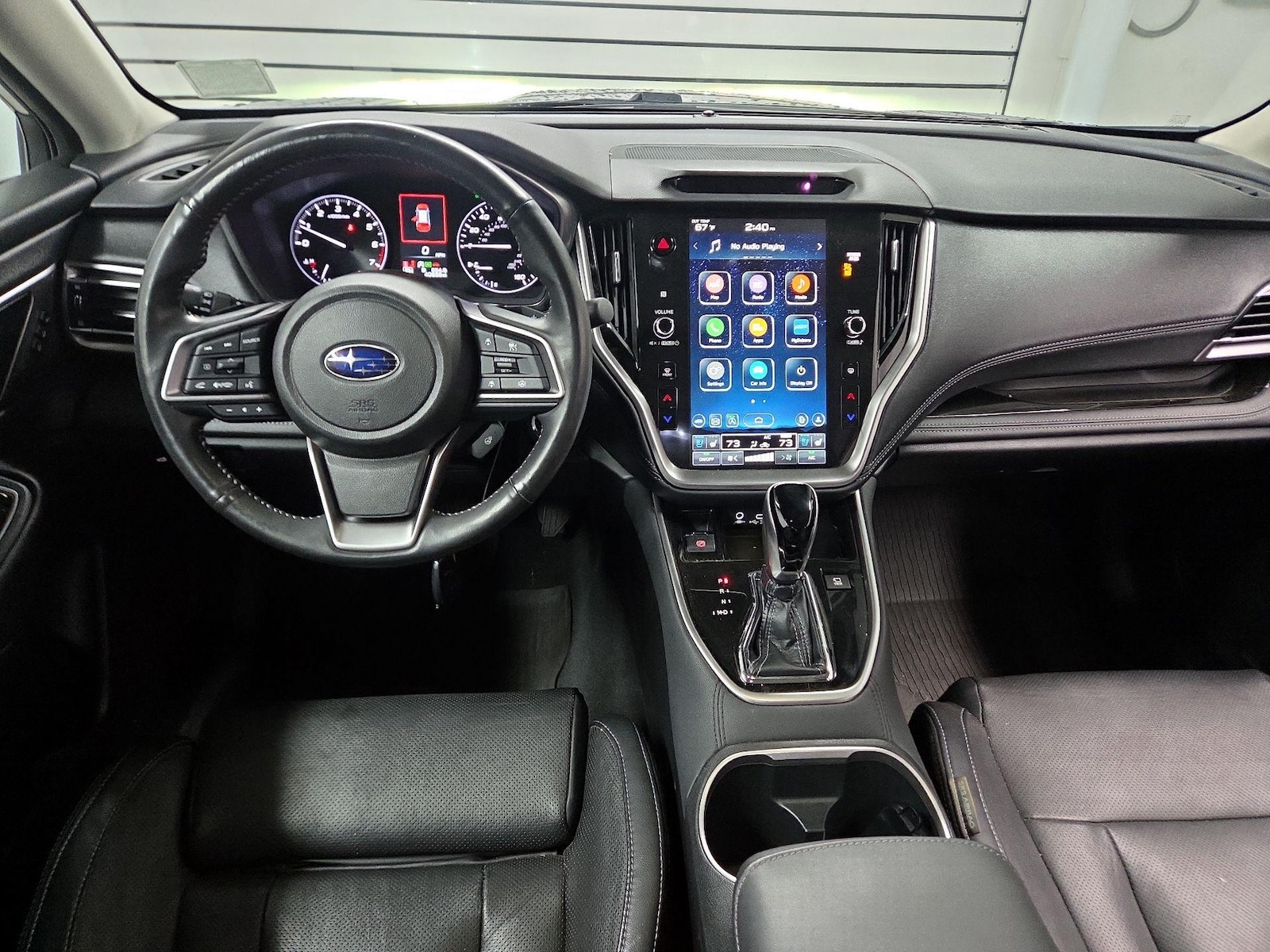 Apple CarPlay® & Android Auto™