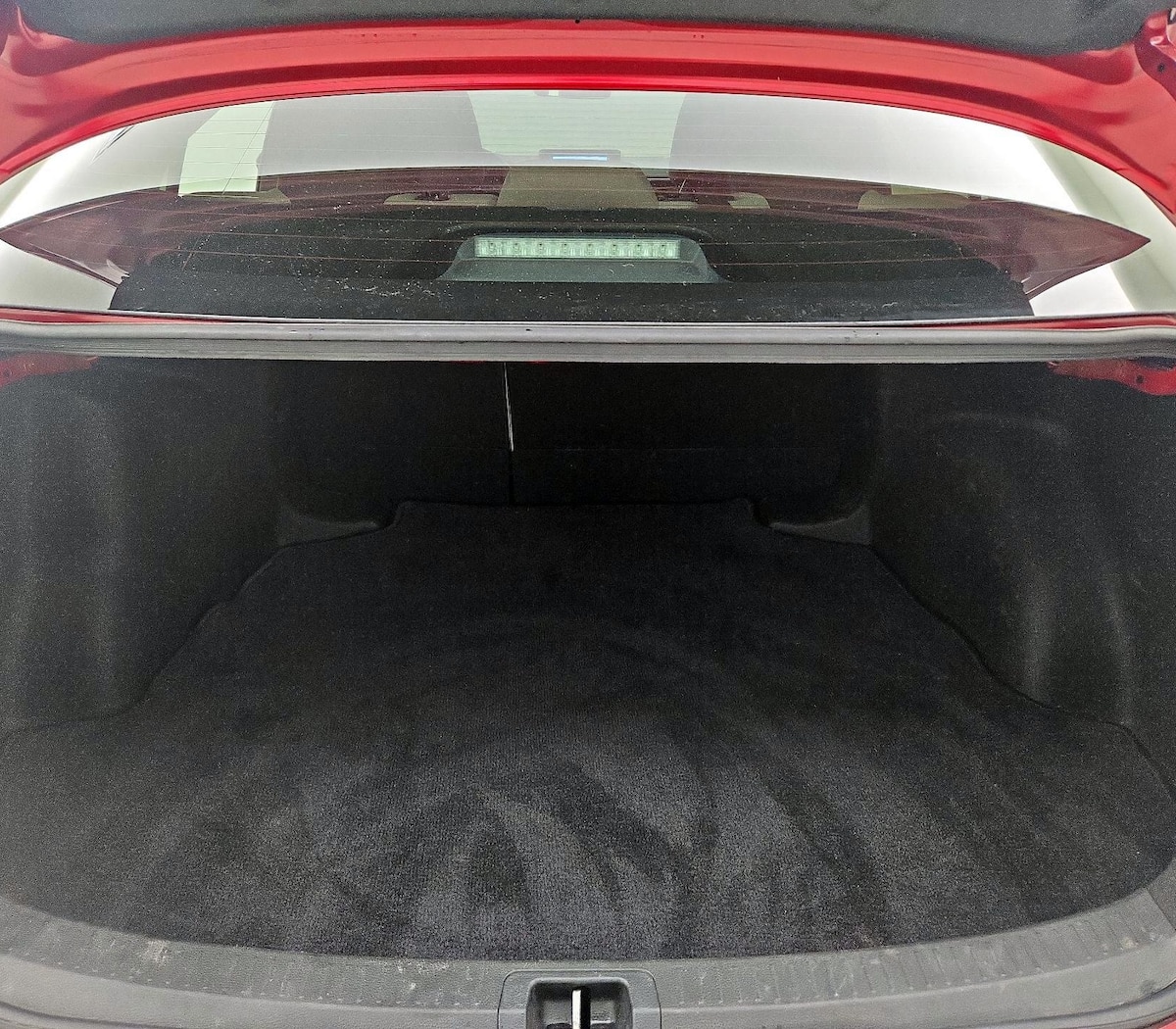 Trunk/Cargo (Seats Up)