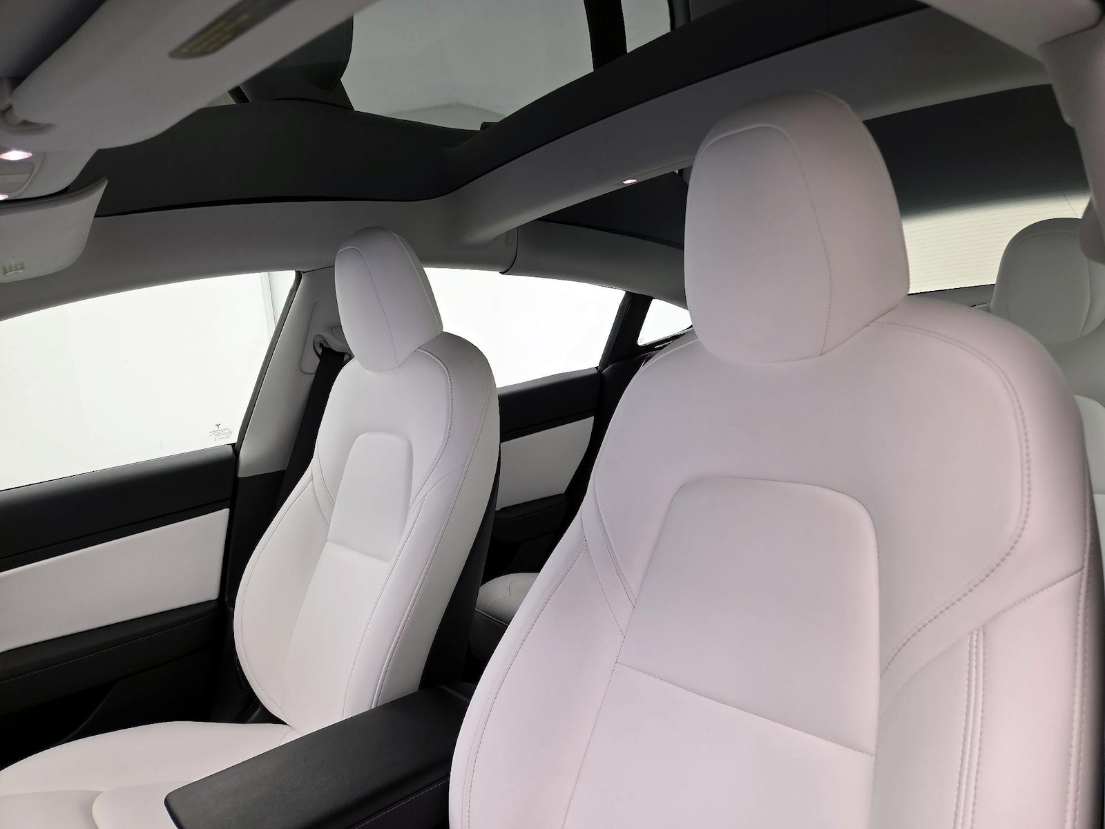 Skylight(s) & Overhead Airbags
