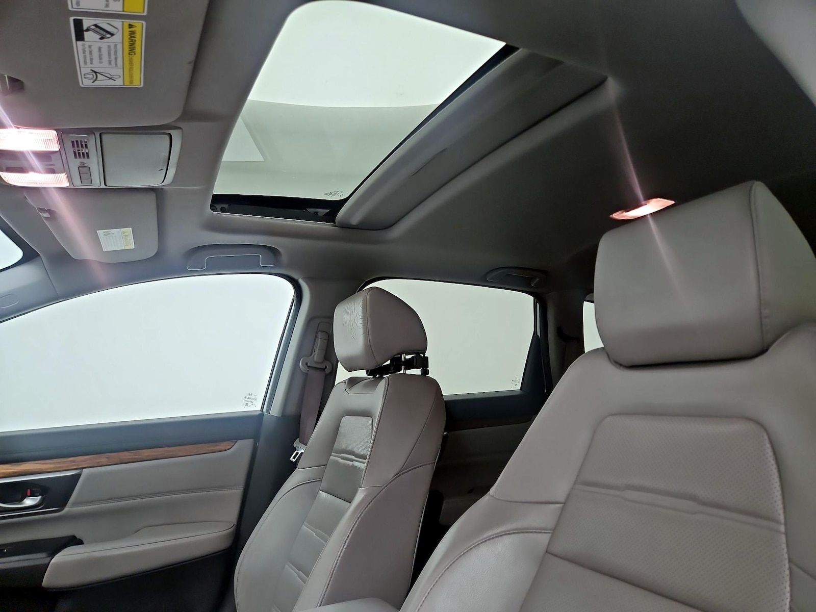 Sunroof(s) & Overhead Airbags