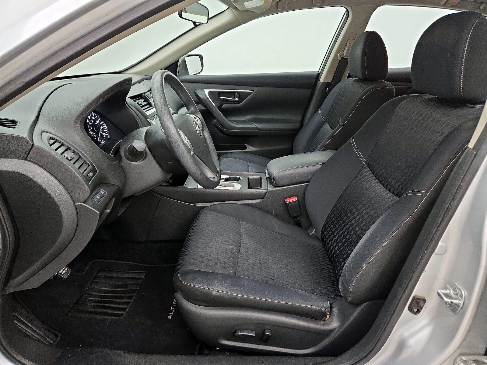 Power Seat(s) & Side Airbags