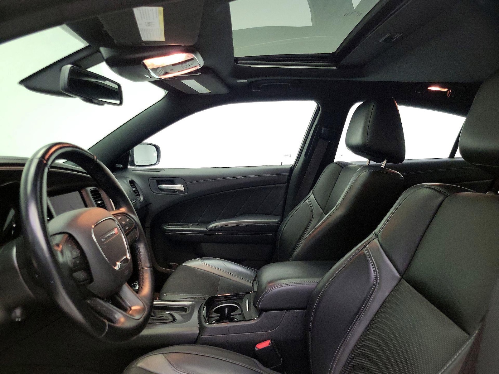 Sunroof(s) & Overhead Airbags