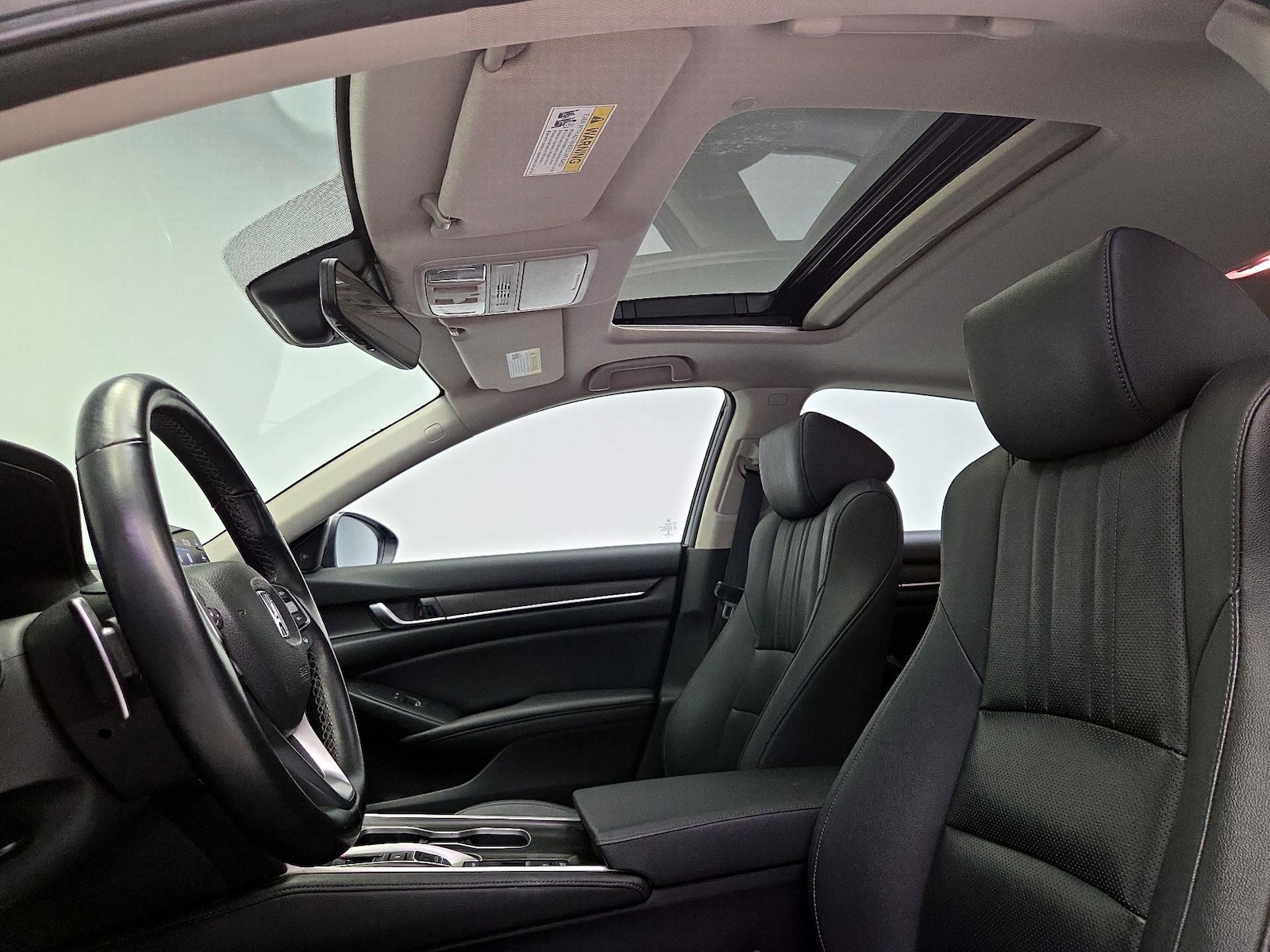 Sunroof(s) & Overhead Airbags