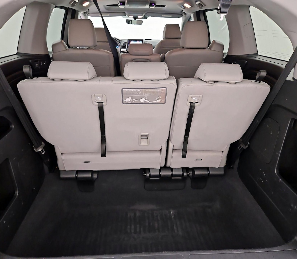 Trunk/Cargo (Seats Up)