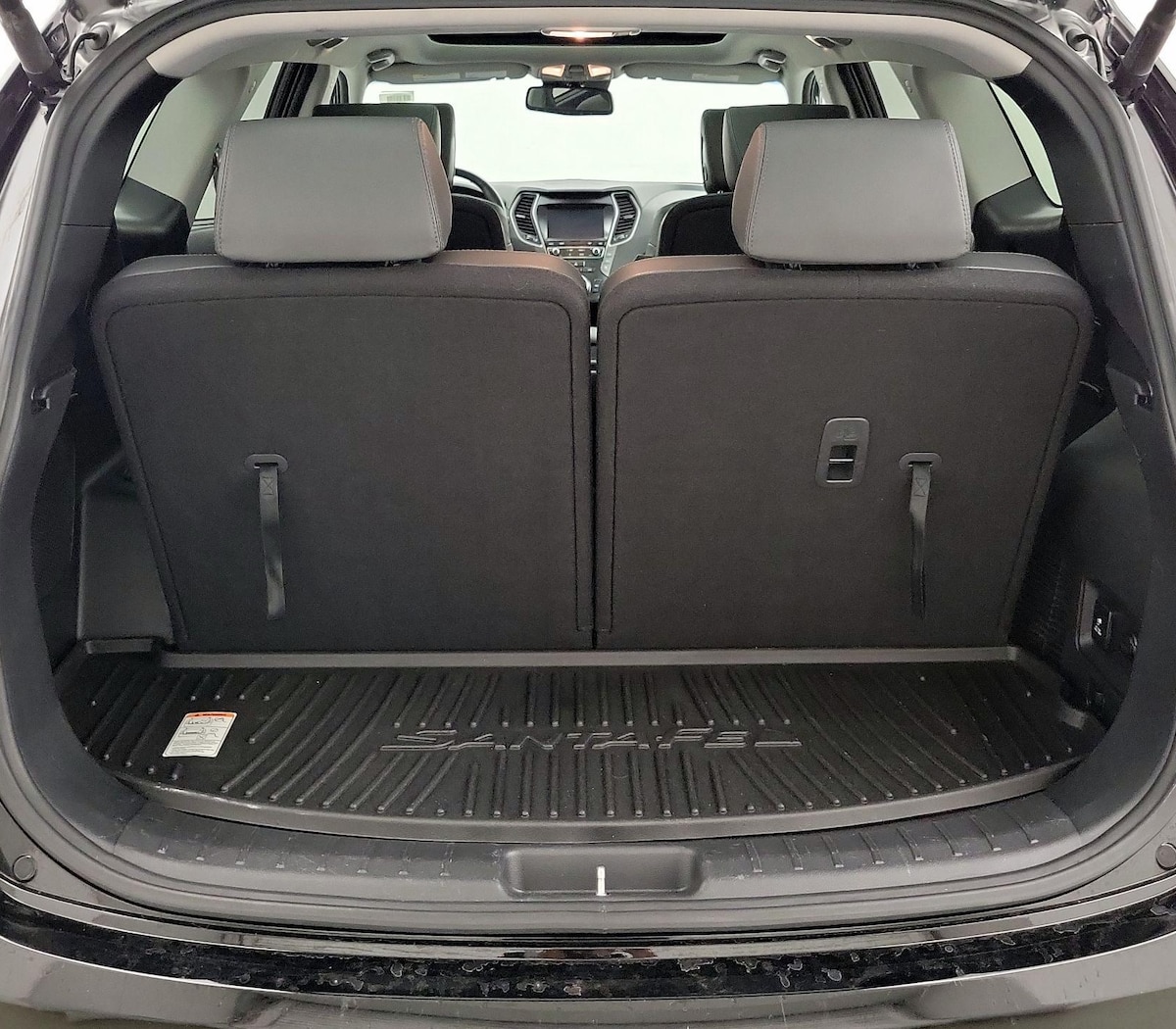 Trunk/Cargo (Seats Up)