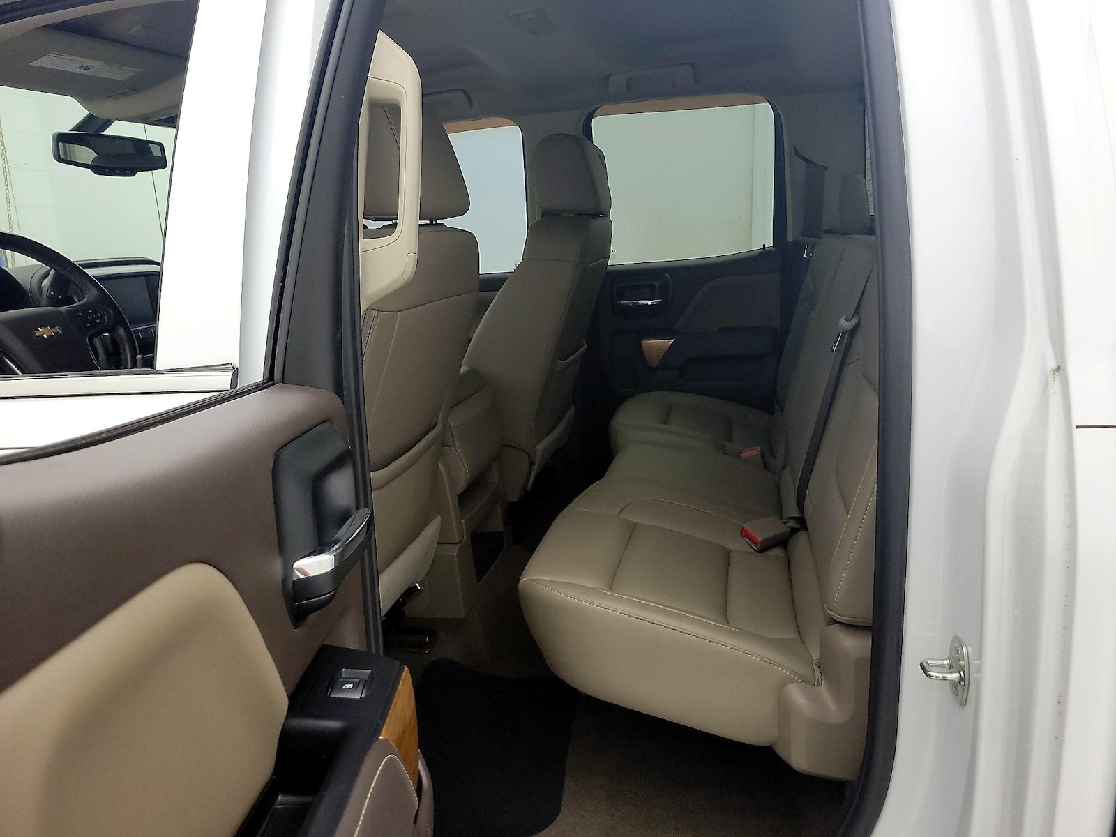 Rear Entertainment System