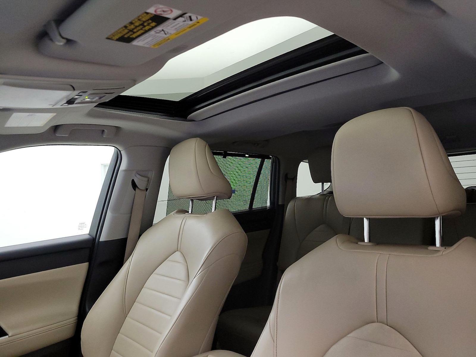 2023 Toyota Highlander XLE - Photo 19