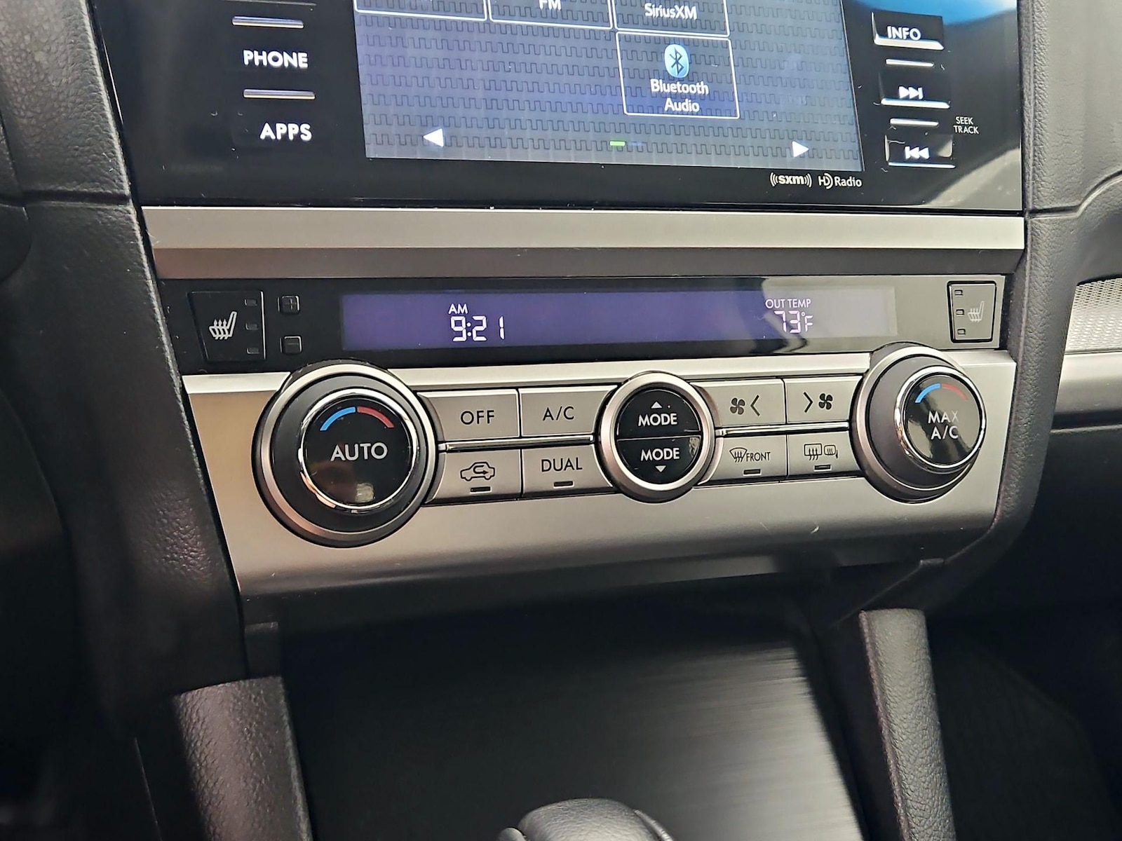2017 Subaru Legacy Premium - Photo 17
