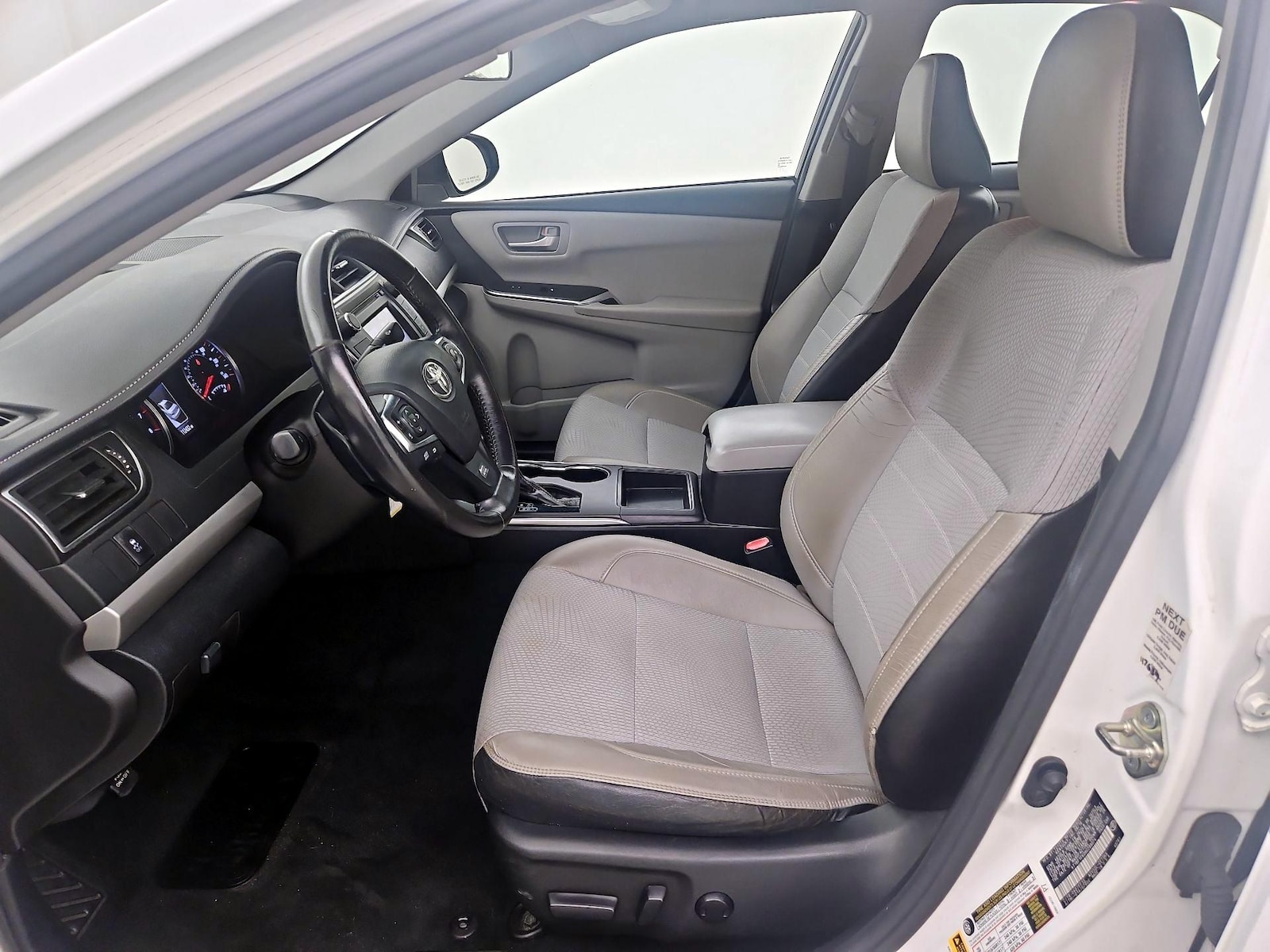 Power Seat(s) & Side Airbags