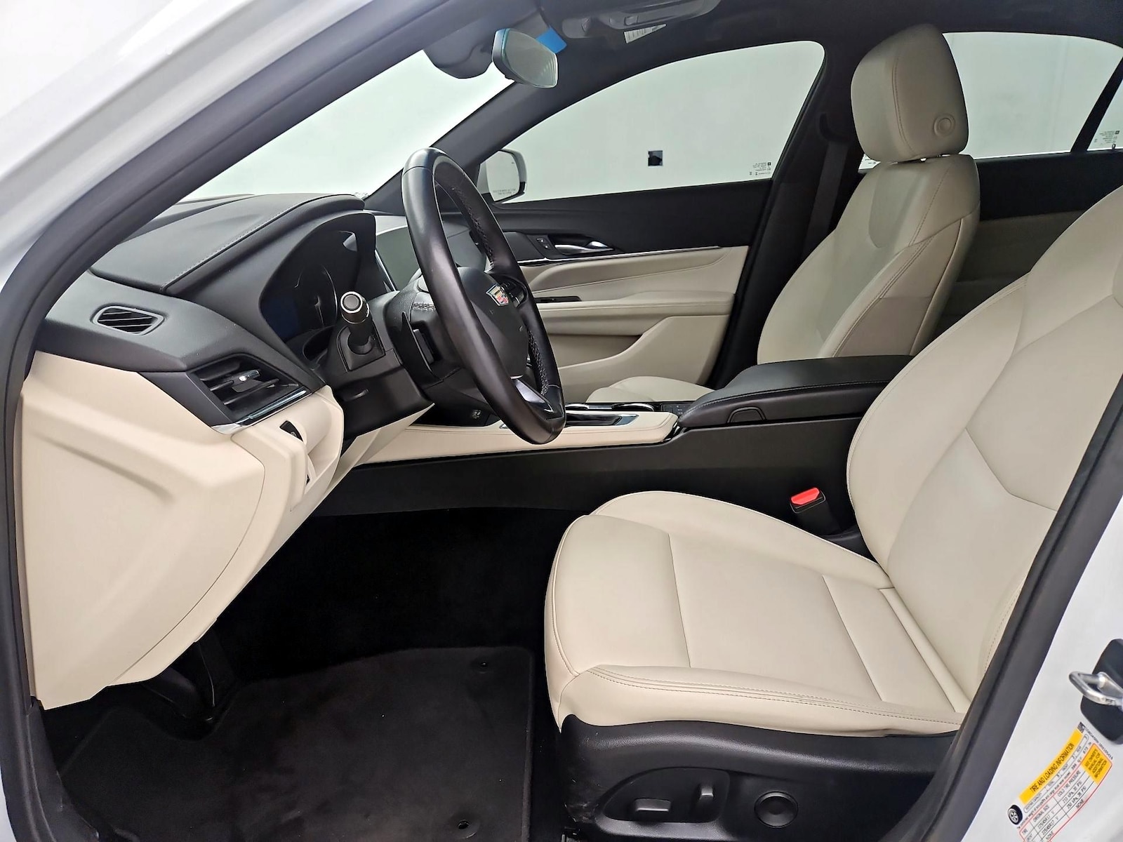 Power Seat(s) & Side Airbags