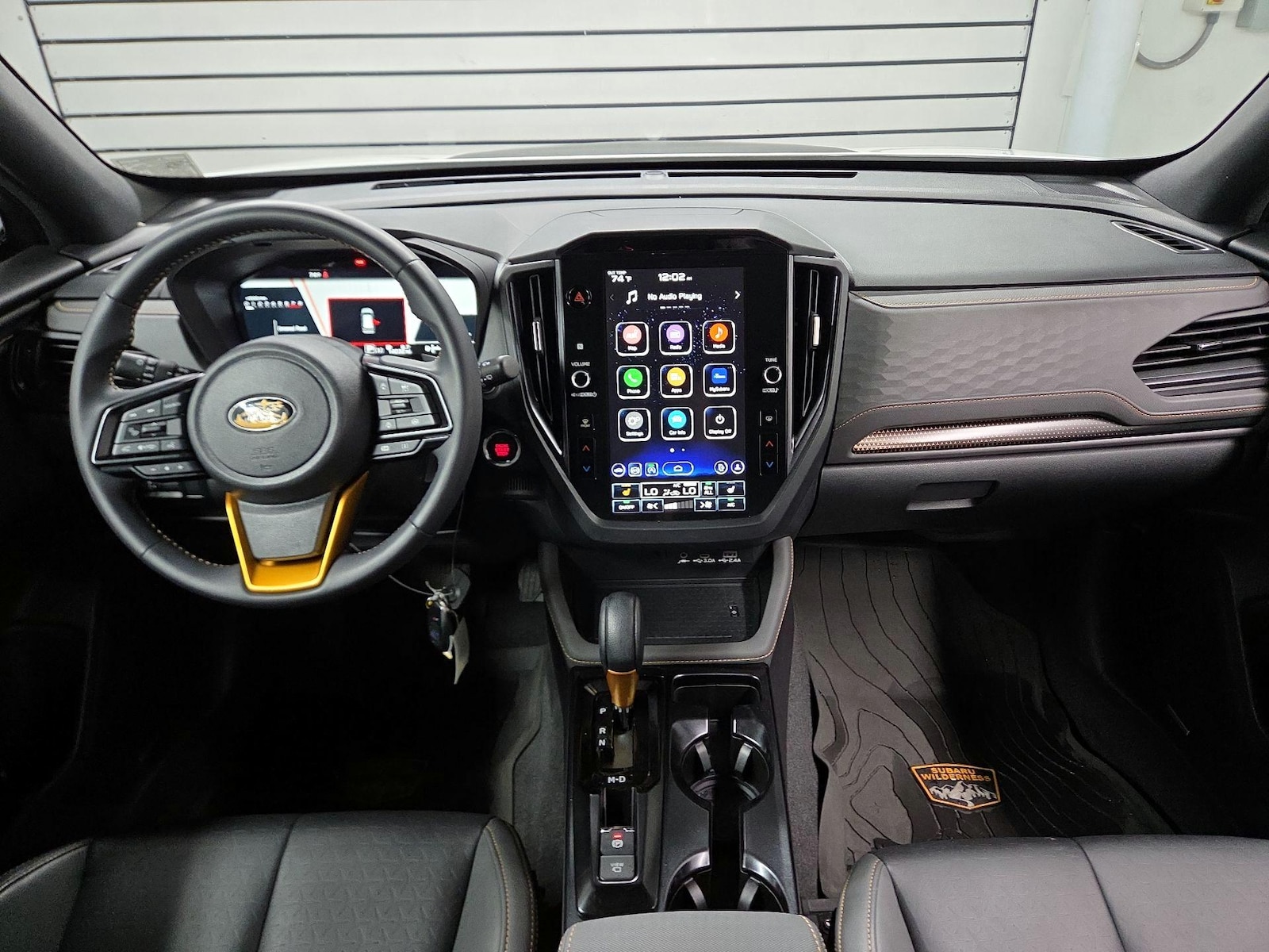 Apple CarPlay® & Android Auto™