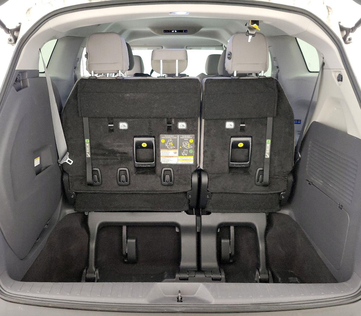 Trunk/Cargo (Seats Up)