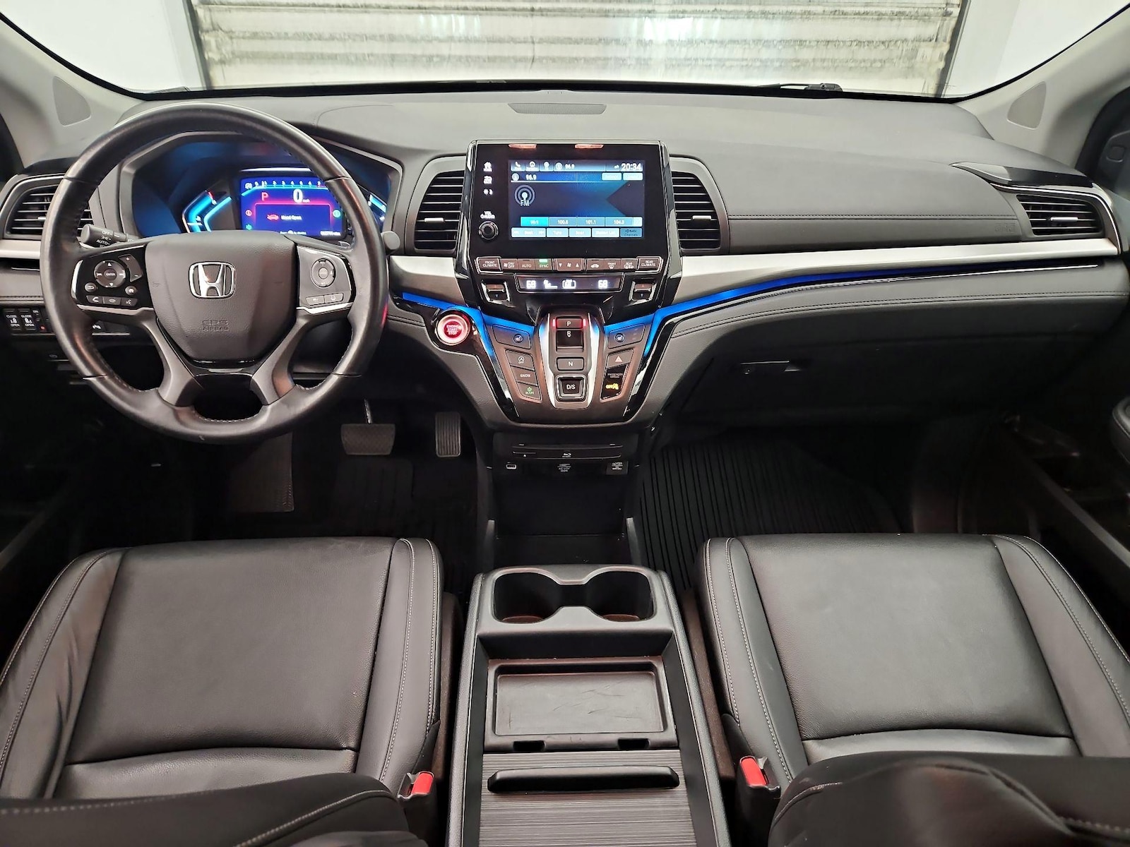 Apple CarPlay® & Android Auto™
