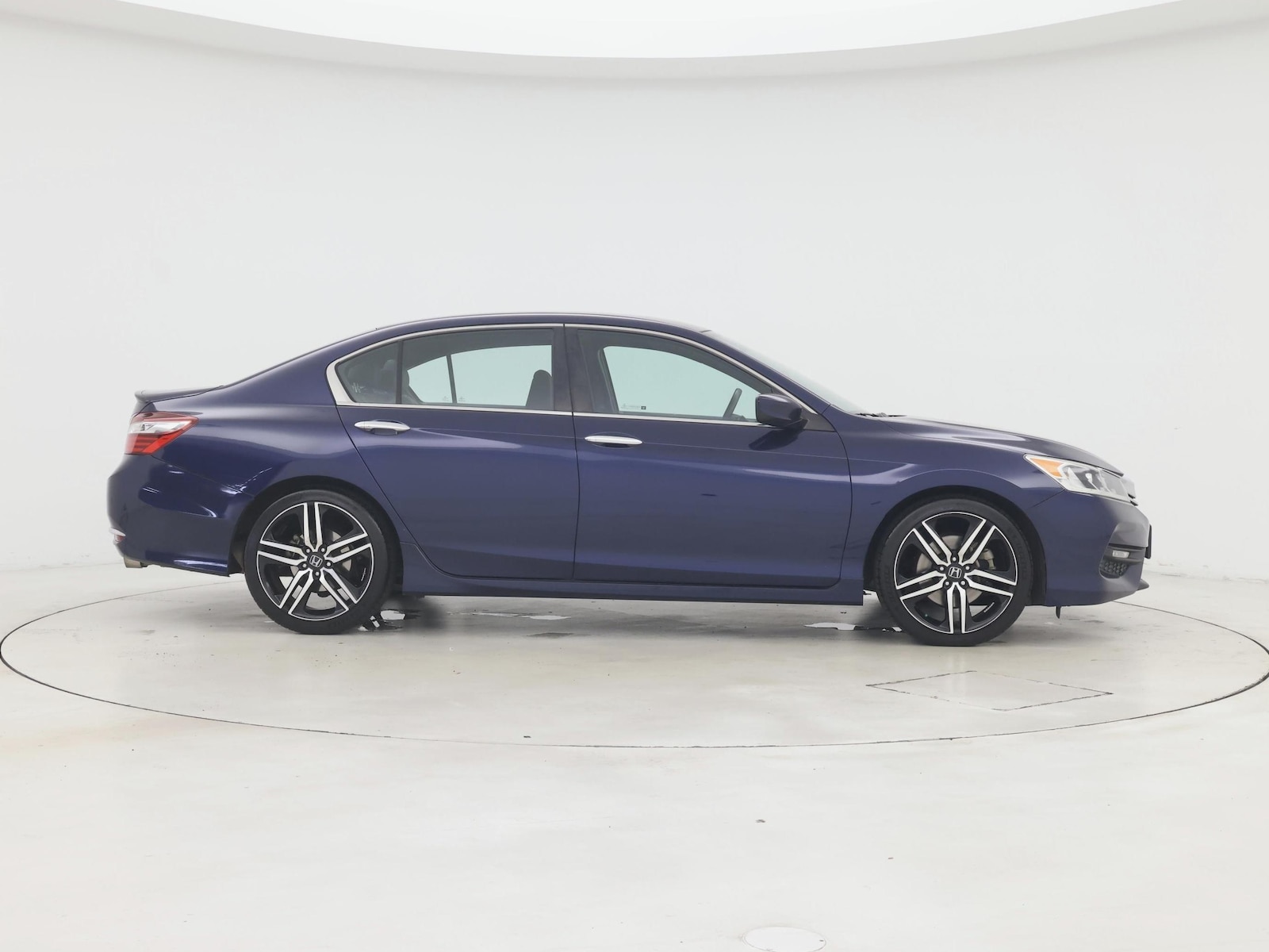 2017 Honda Accord Sport - Photo 8