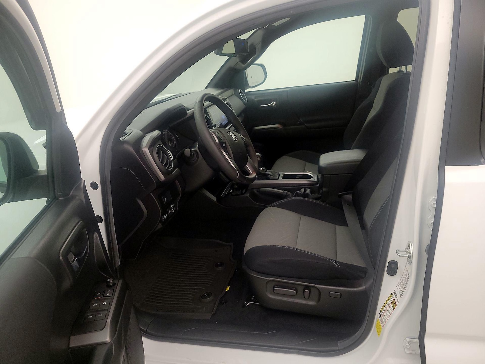 Power Seat(s) & Side Airbags