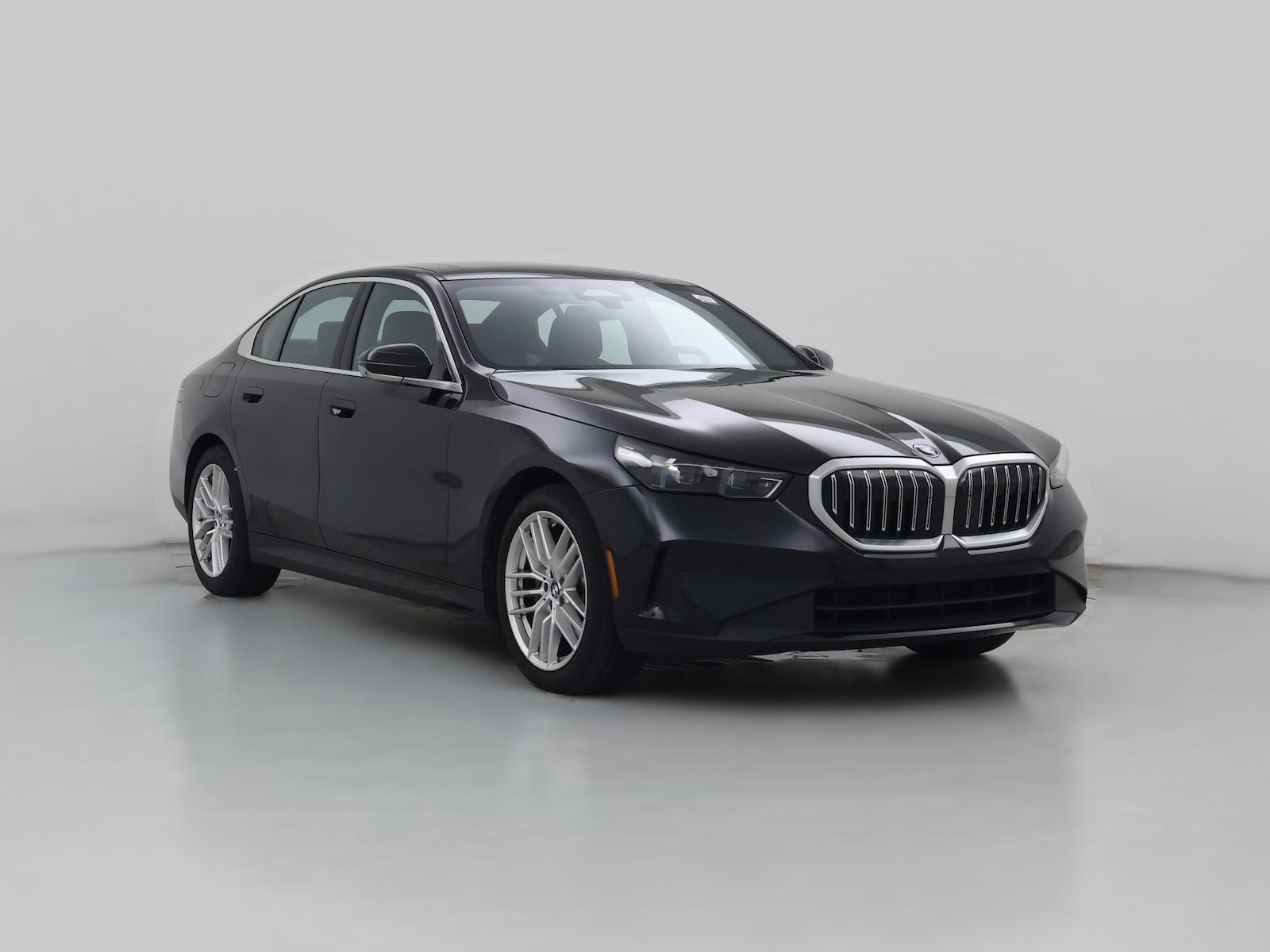 2025 BMW 5 Series 530i