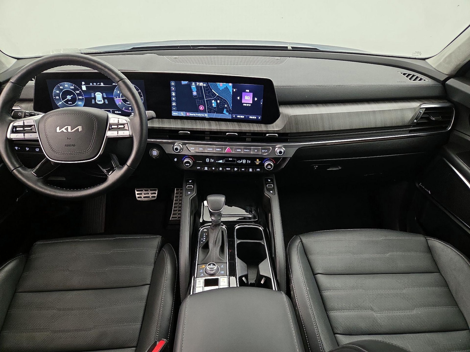 Apple CarPlay® & Android Auto™